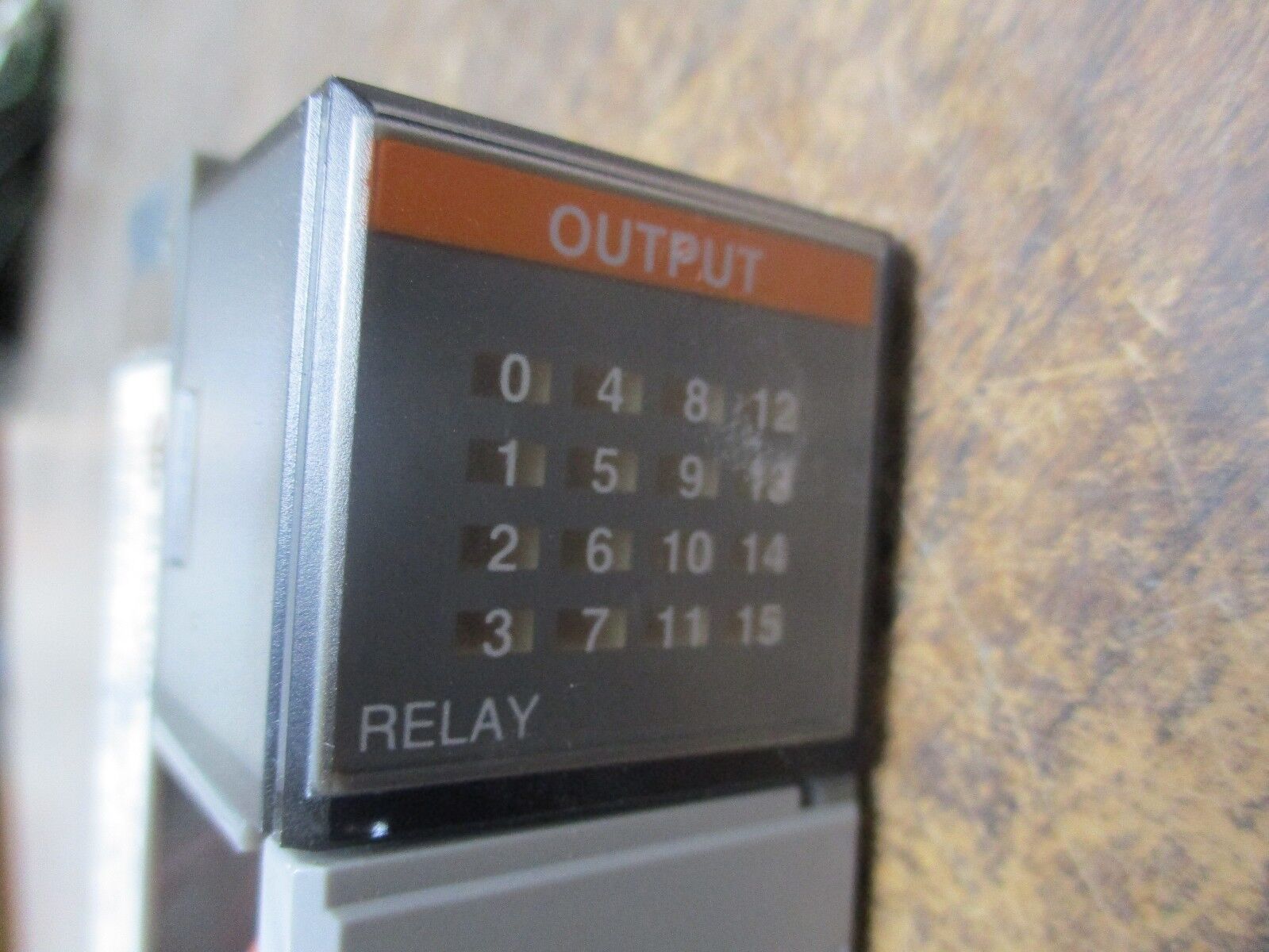 Allen-Bradley SLC 500 Output Module 1746-OW16 Ser D. DIR/VIR: 95320969/03 Used