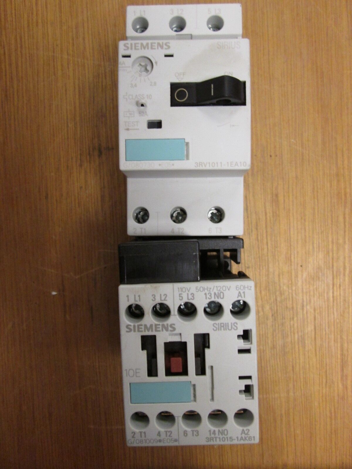 Siemens Motor Starter 3RV1011-1EA10 3RT1015-1AK61 Range 2.8-4A Used