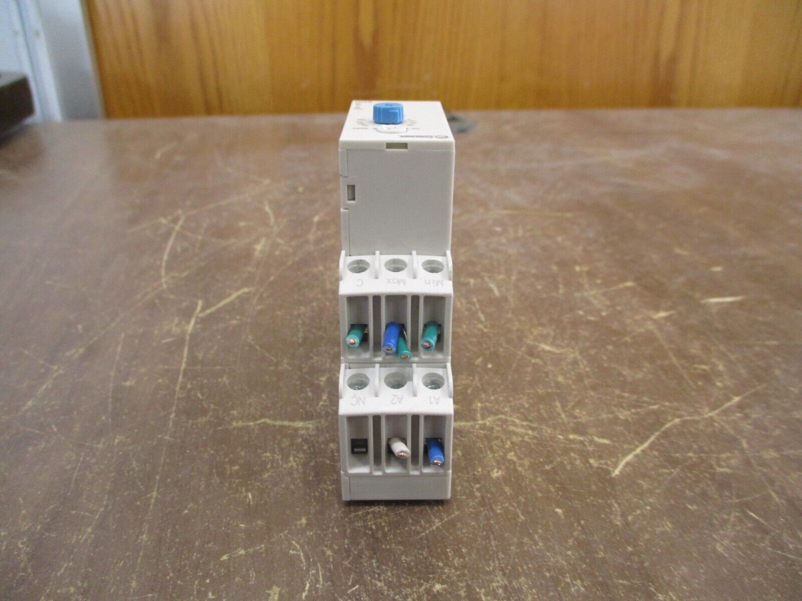 Crouzet Liquid Level Relay 84 870 200 Sensitivity: 5-100k Ohms Used