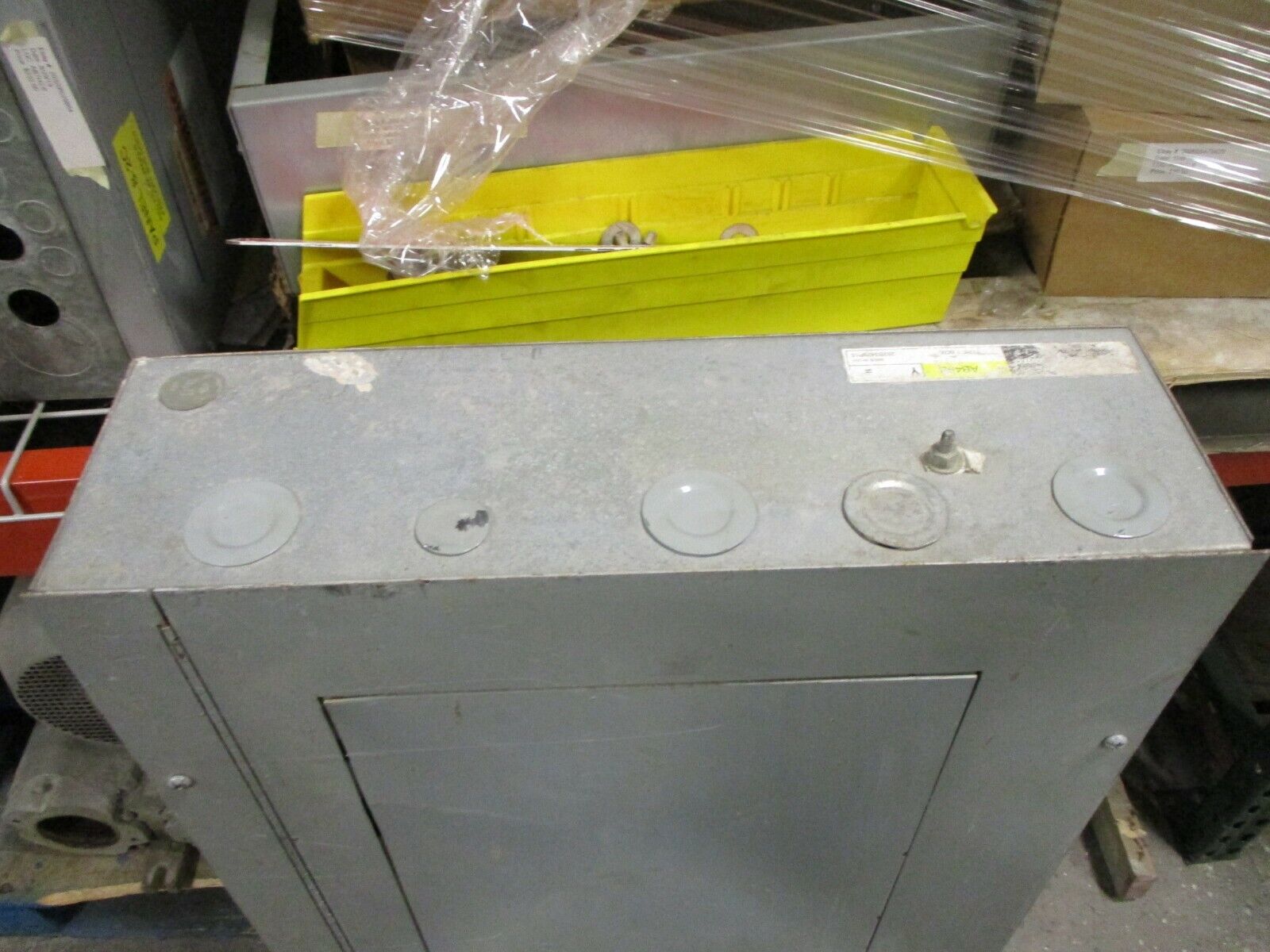 GE Main Breaker Circuit Breaker Panel 225A Max 208Y/120 Used