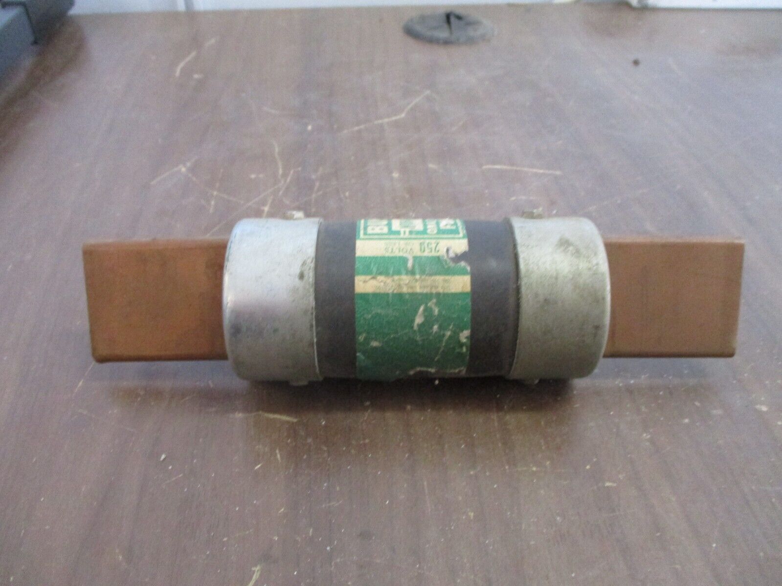 Buss Fuse NON 400 400A 250V Used