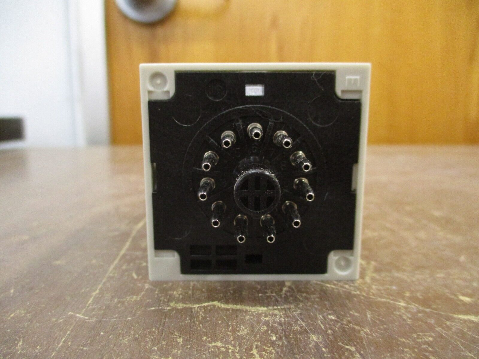 Allen-Bradley Multifunction Timing Relay 700-HR52TA17 Range: 0.05 Sec-300 Hr