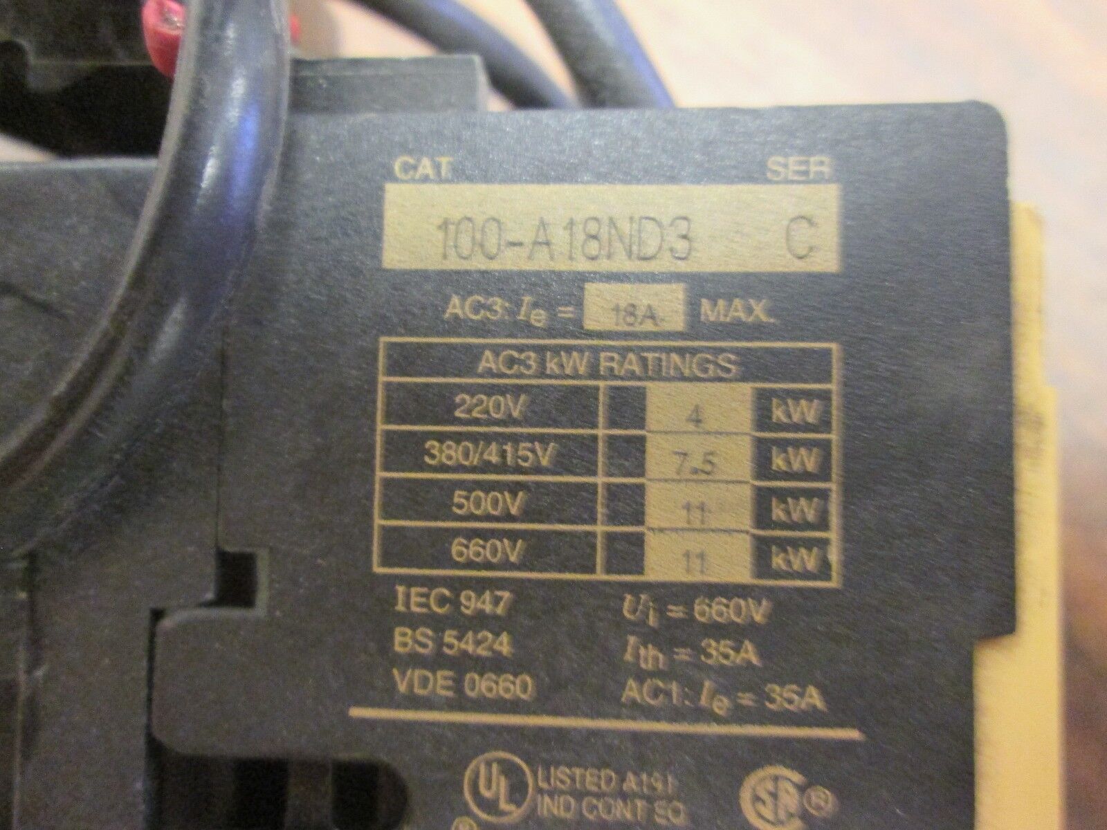 Allen-Bradley Starter 100-A18ND3/193-BSB 30 120V Coil, Range: 2-3A Used