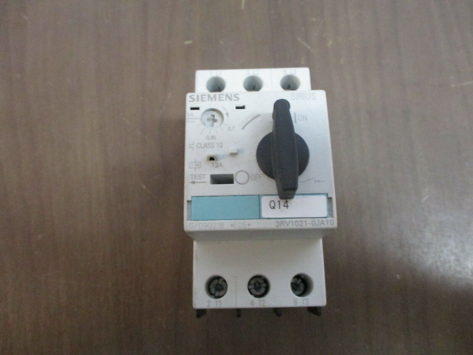 Siemens Sirius Motor Protector 3RV1021-0JA10 Trip: 0.7-1.0A Used