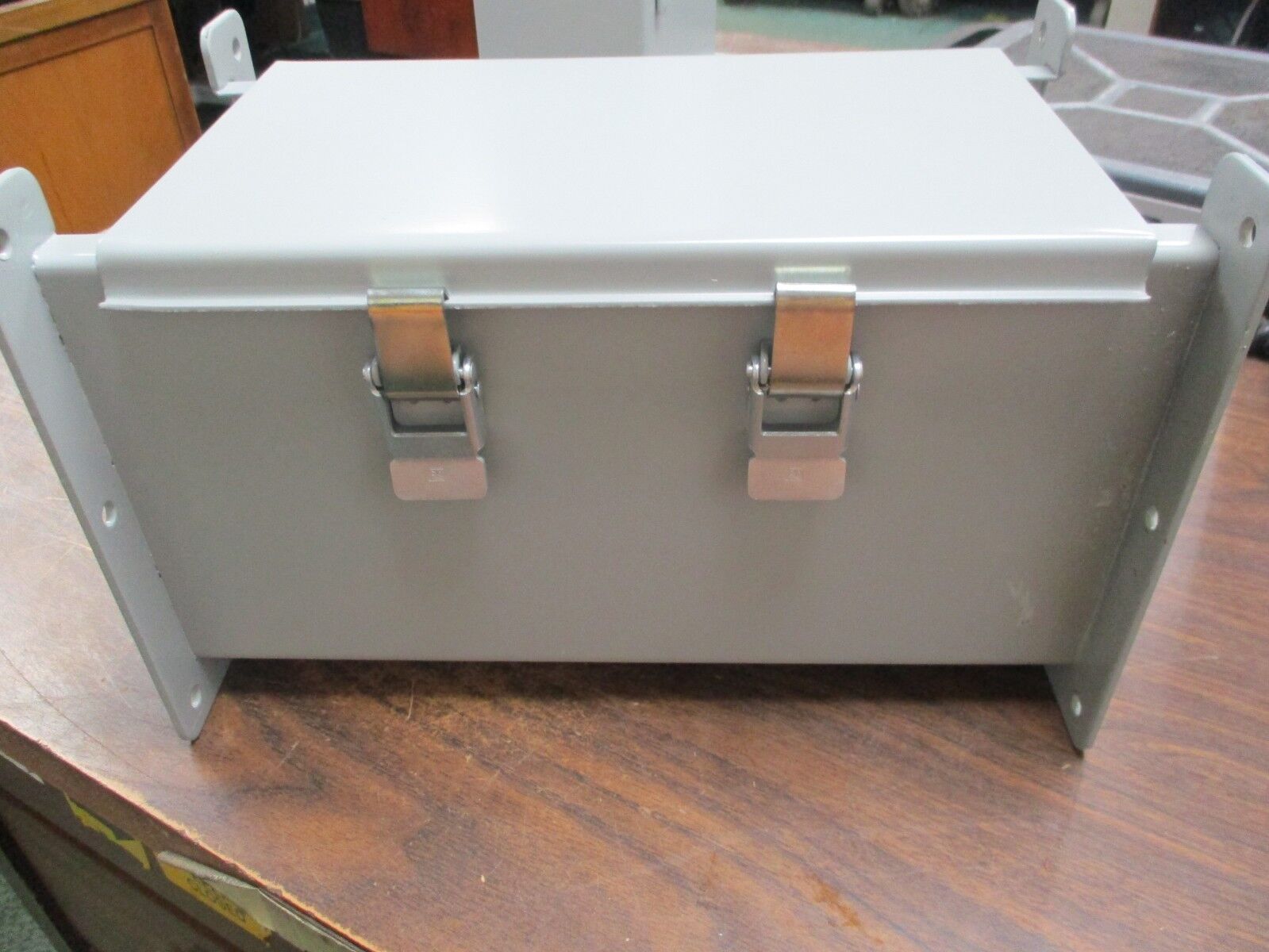 Hoffman Wireway F66L12 Size: 6x6" Length: 12" Used