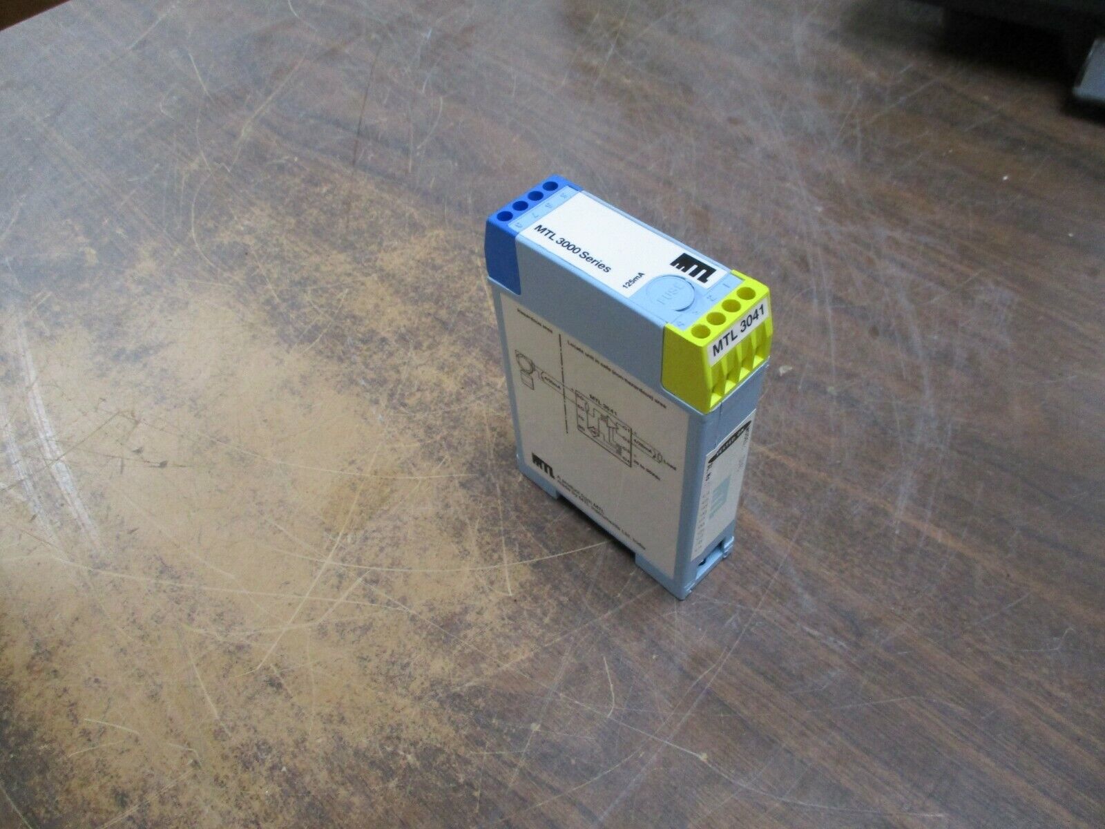 MTL 3000 Series Repeater Power Supply MTL 3041 4/20mA 20-35VDC Used