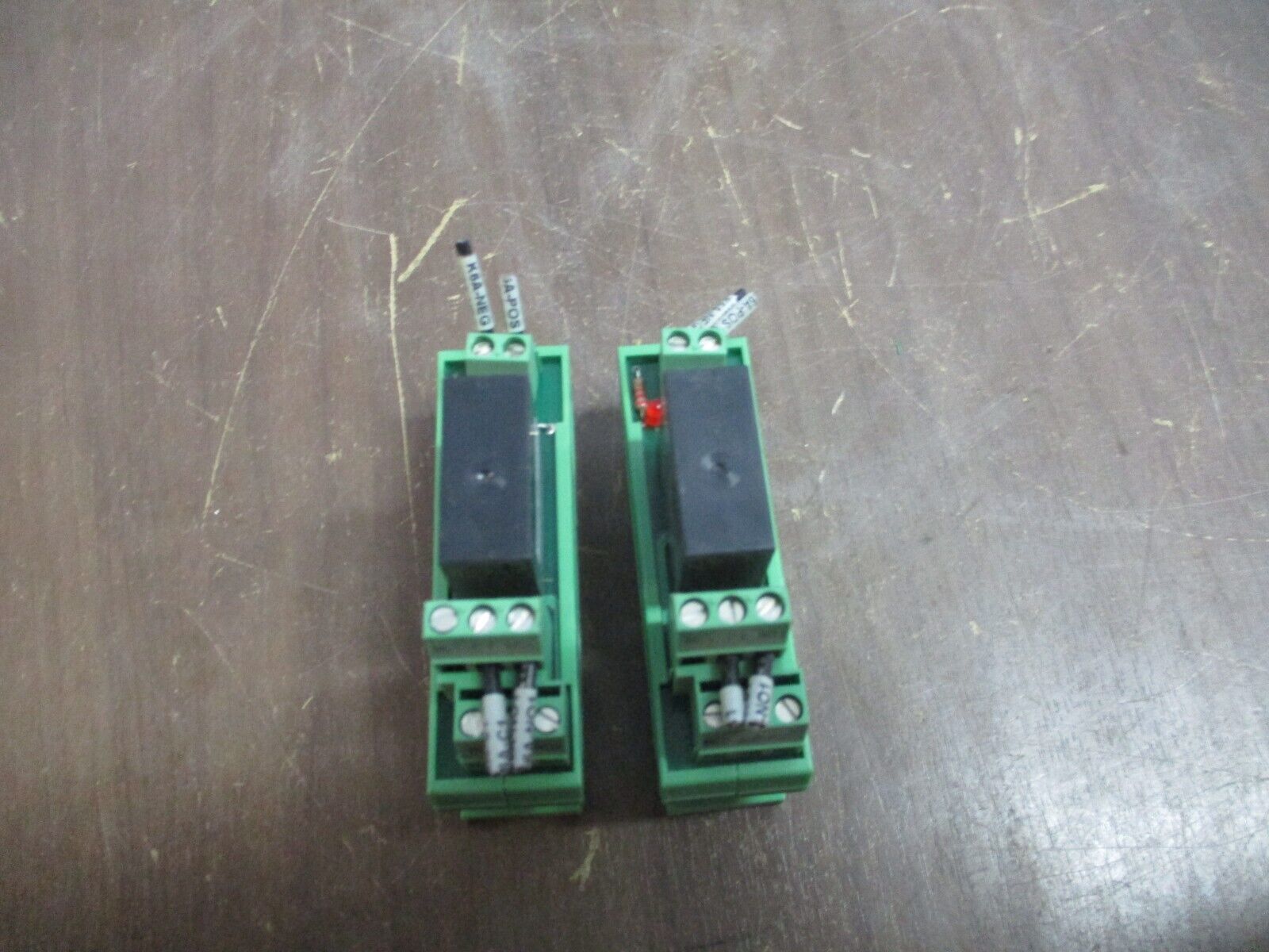 Phoenix Contact Relay Module UMK22-REL 24/21-21 24VDC Coil *Lot of 2* Used