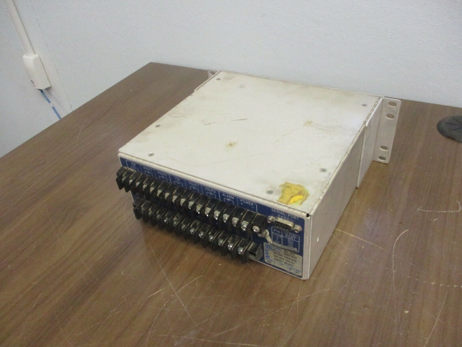 SEL Model SEL-501 Dual Universal Overcurrent Relay 501000-4X561XXB Used