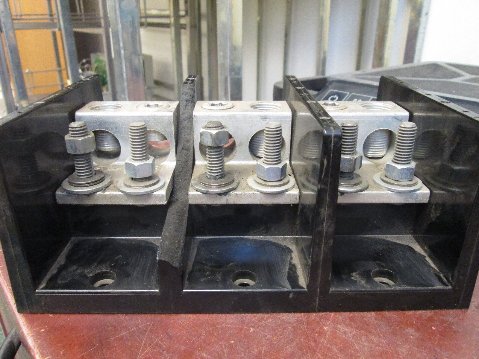 Marathon Power Distribution Block 1453599 Line(2) 500MCM Load(2) 3/8" Studs 3P