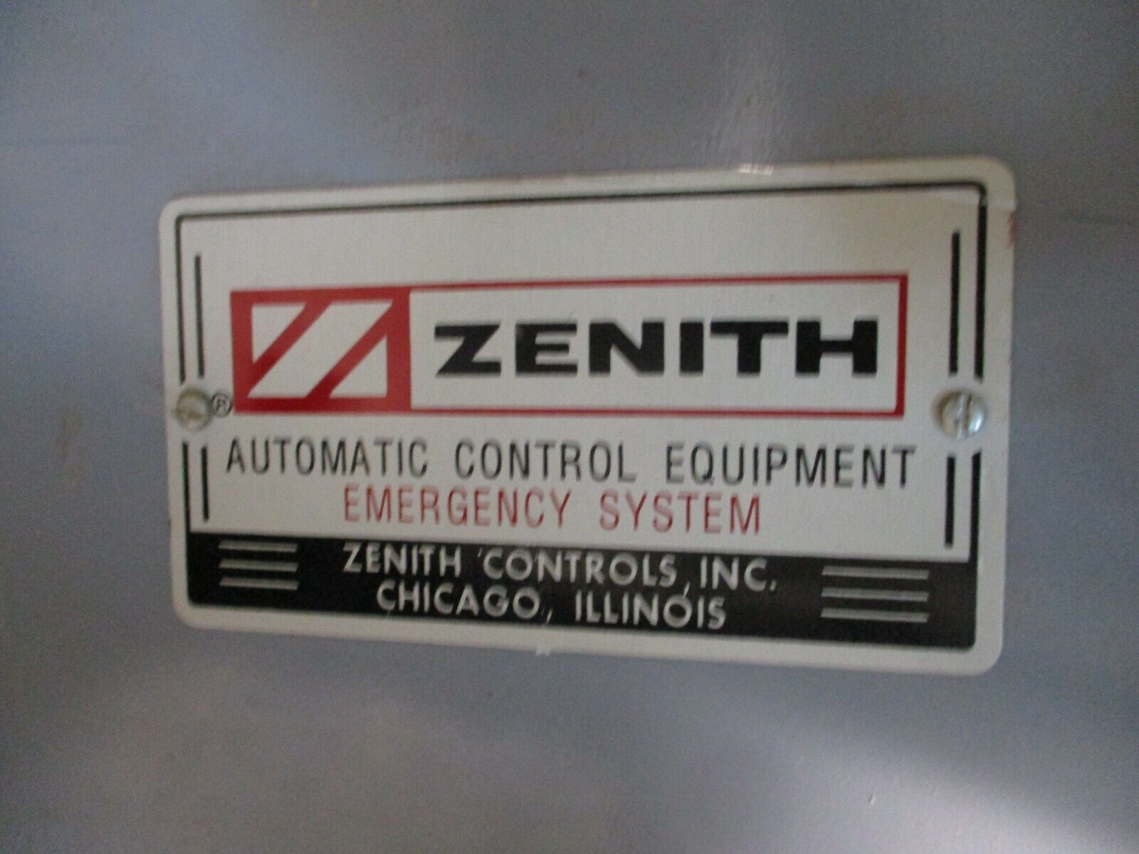 Zenith Automatic Transfer Switch ZTSH40EC-4AAAAELLPRTUW 400A 3Ph 60Hz Used
