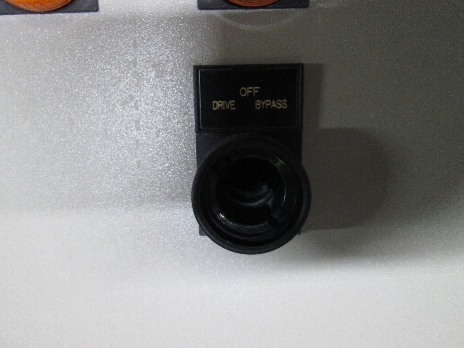 Allen-Bradley 1336 Plus AC Drive w/ Bypass 1336S-B015-AN-EN-L6 15HP 3Ph Used