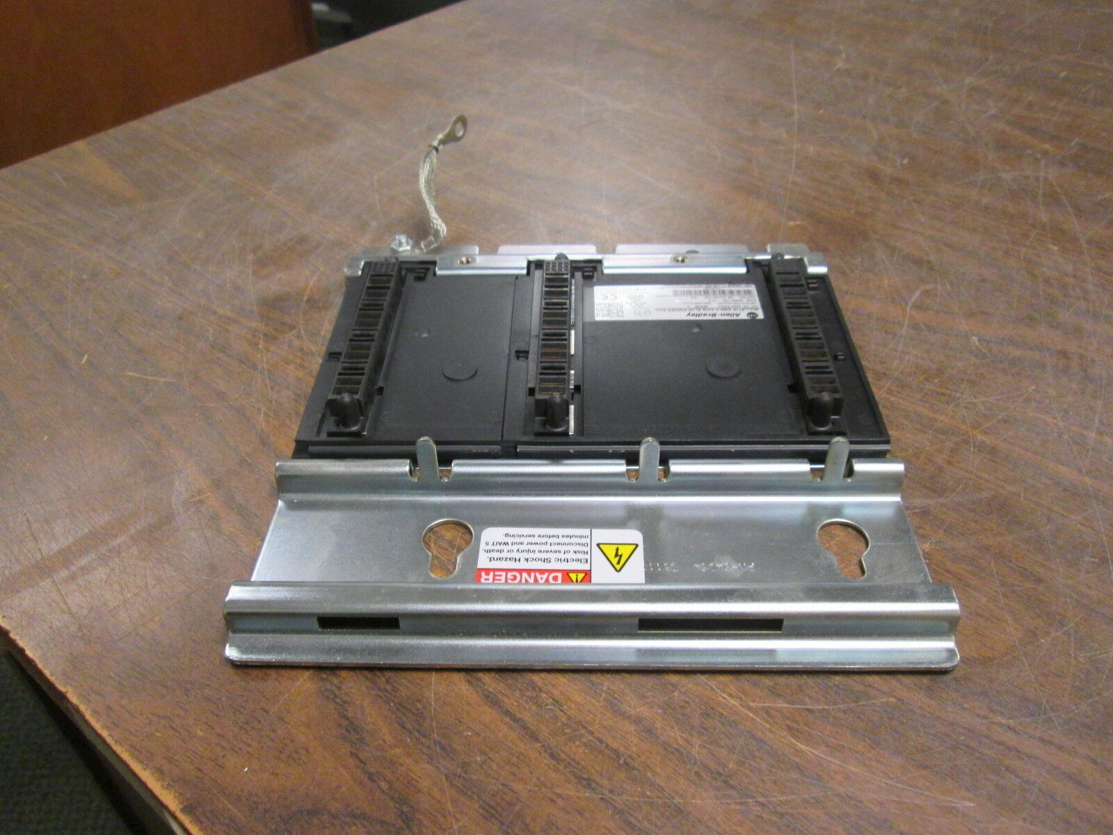 Allen-Bradley 2-Axis Slim Power Rail 2094-PRS2 Buss:325/650VDC 70A Used