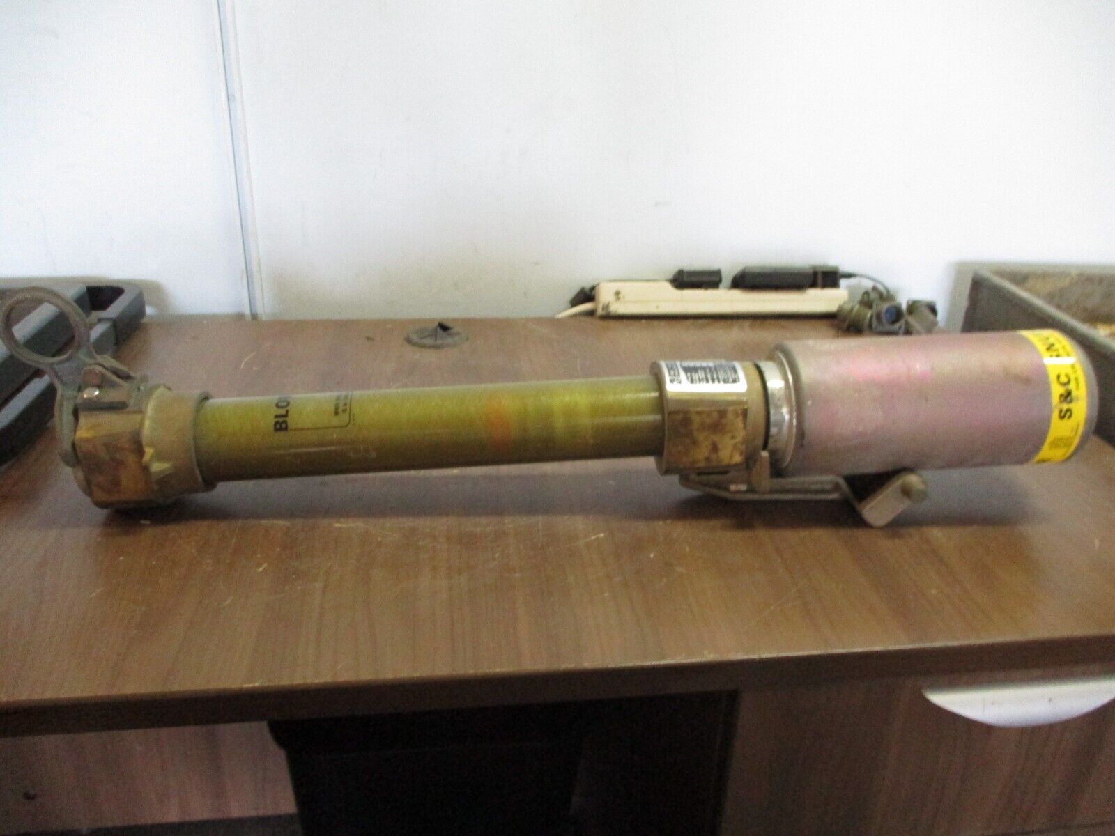 S&C SM-5S Medium Voltage Fuse 86642R2 400E Max 14.4-17.0kV w/ 400E Refill Used