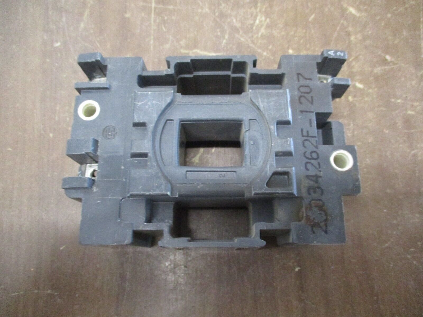 Telemecanique Magnetic Coil LX1D6G7 120V 50/60Hz *No Terminal Screws* Used