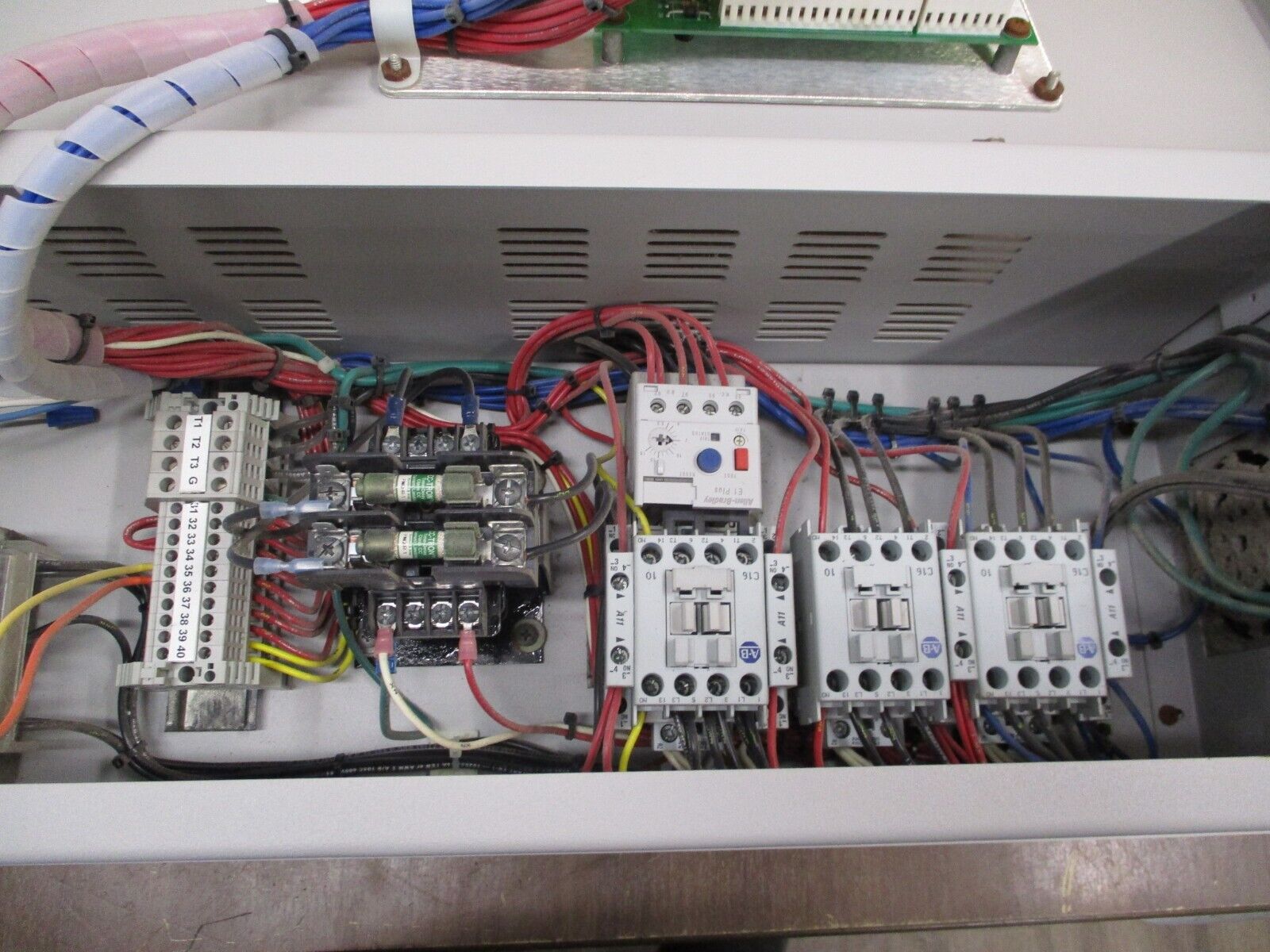 Allen-Bradley PowerFlex 400 AC Drive w/ Bypass 23C-D010A103NNBANN 5HP 3Ph Used