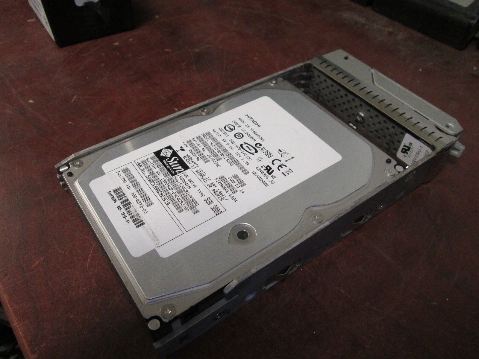 Sun Microsystems Hard Drive SUN 300G HUS1530SBSUN300G 300GB 15K RPM SAS Used