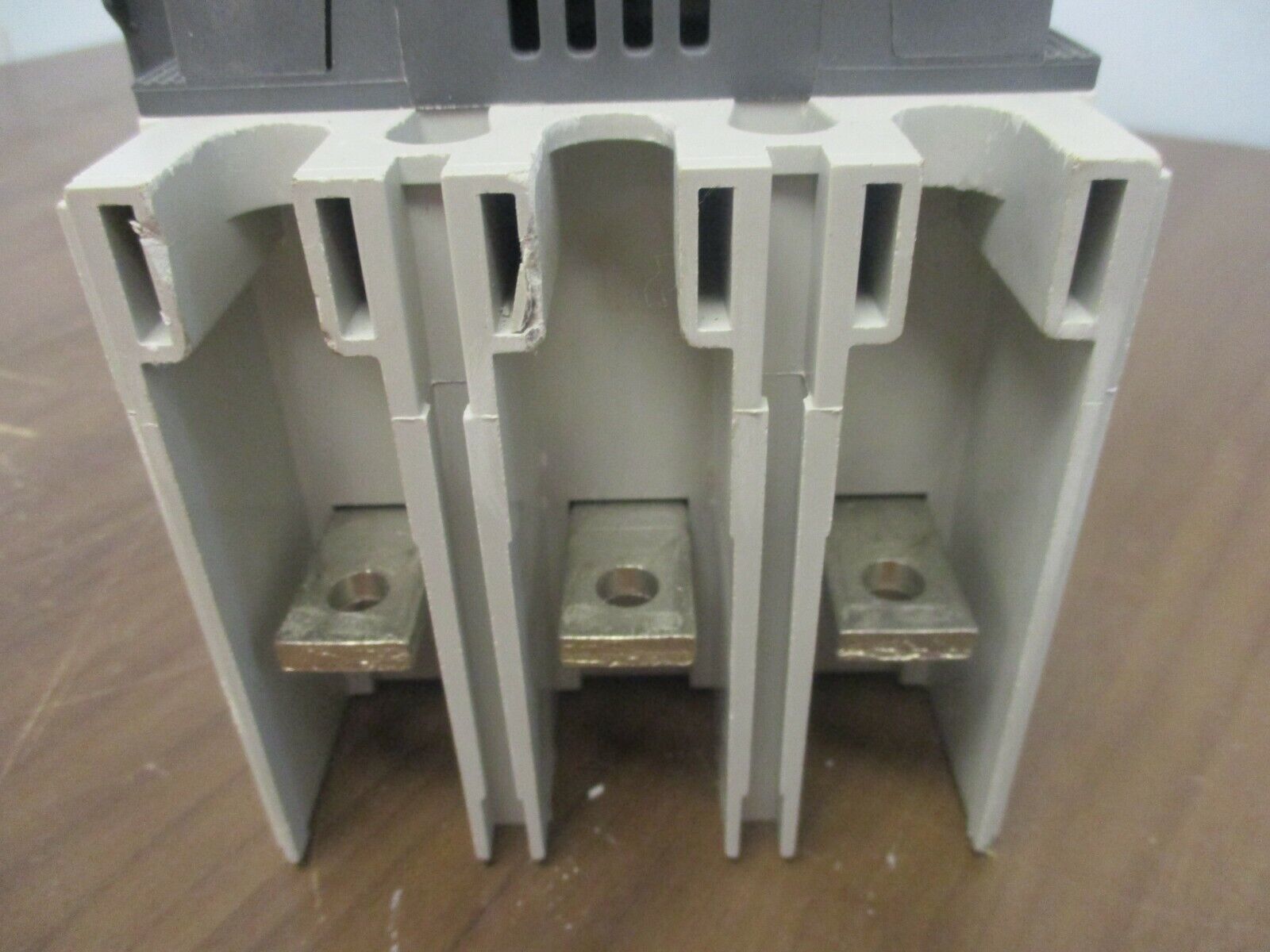 ABB Contactor AF145-30 20-60VDC Coil 230A 600V Used