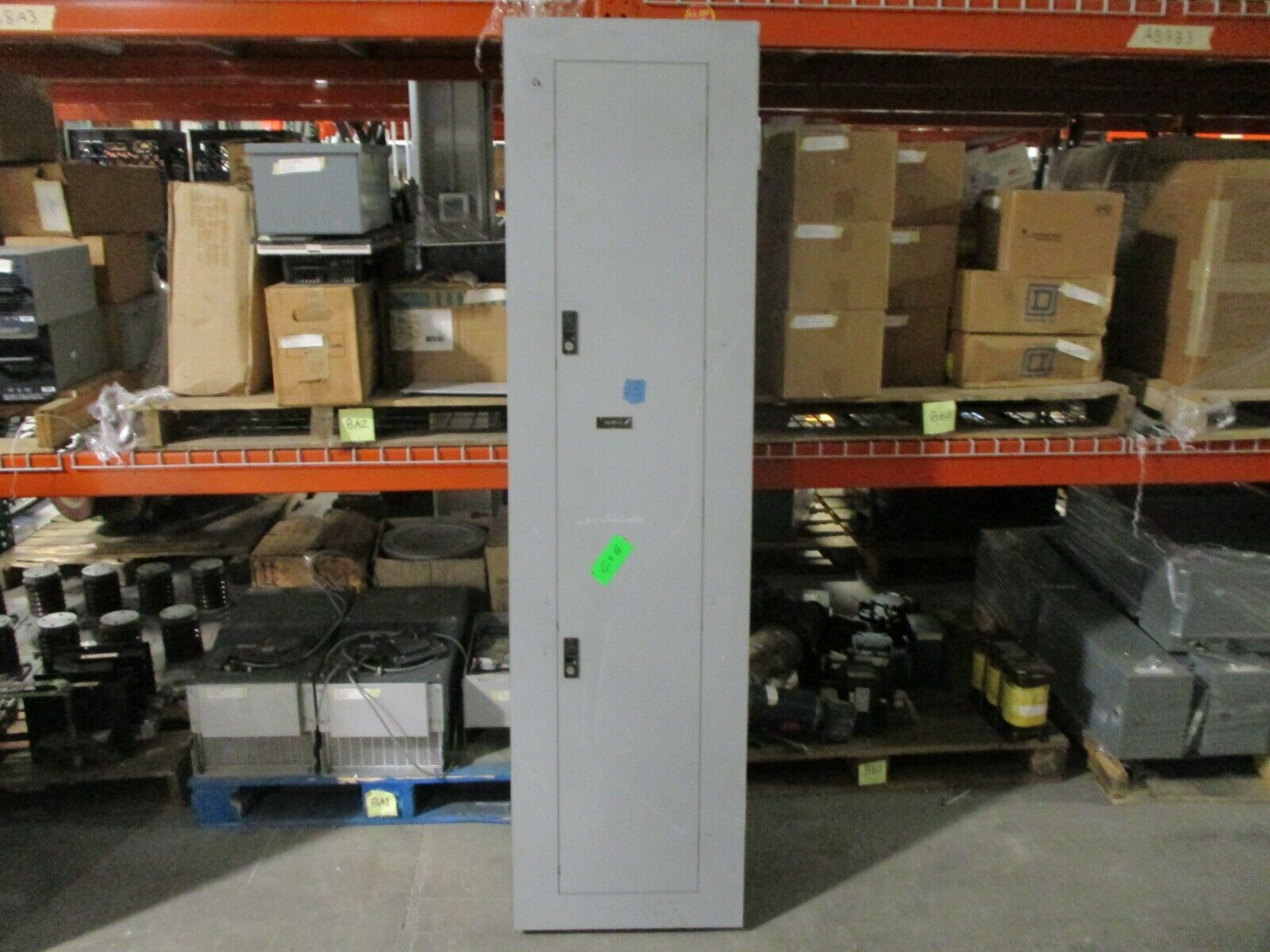GE Main Lug Breaker Panel 480Y/227 3Ph 4W Used