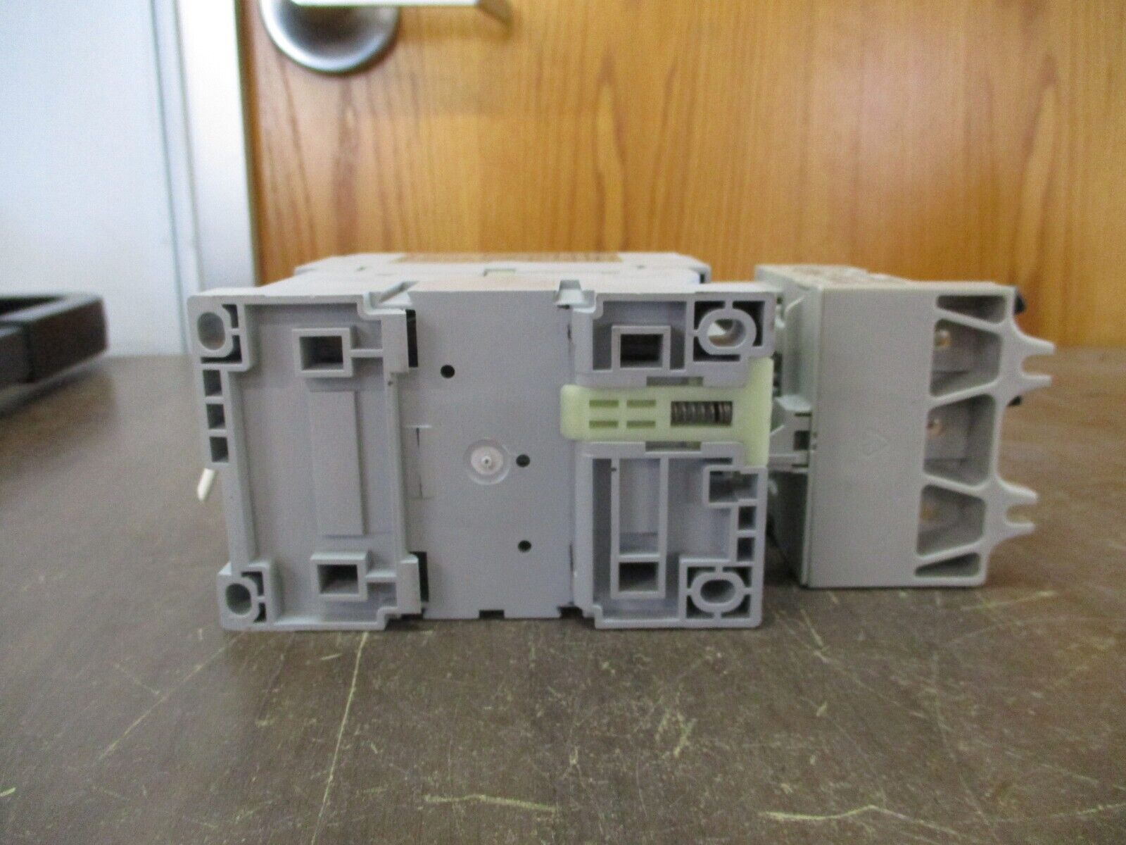 Allen-Bradley Starter 100-C72*00 / 193-EA2KE 120V Coil Trip: 26-85A 600V Used