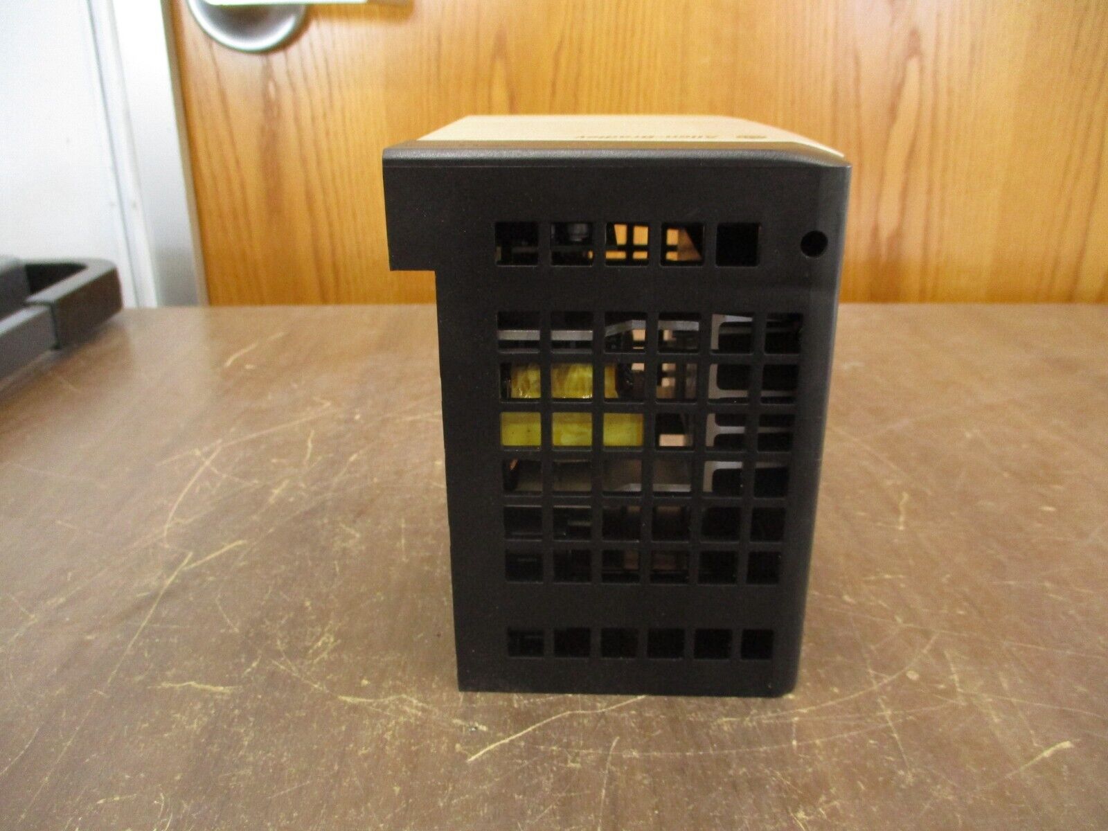 Allen-Bradley ControlLogix 24VDC Power Supply 1756-PB75 Ser. B Used