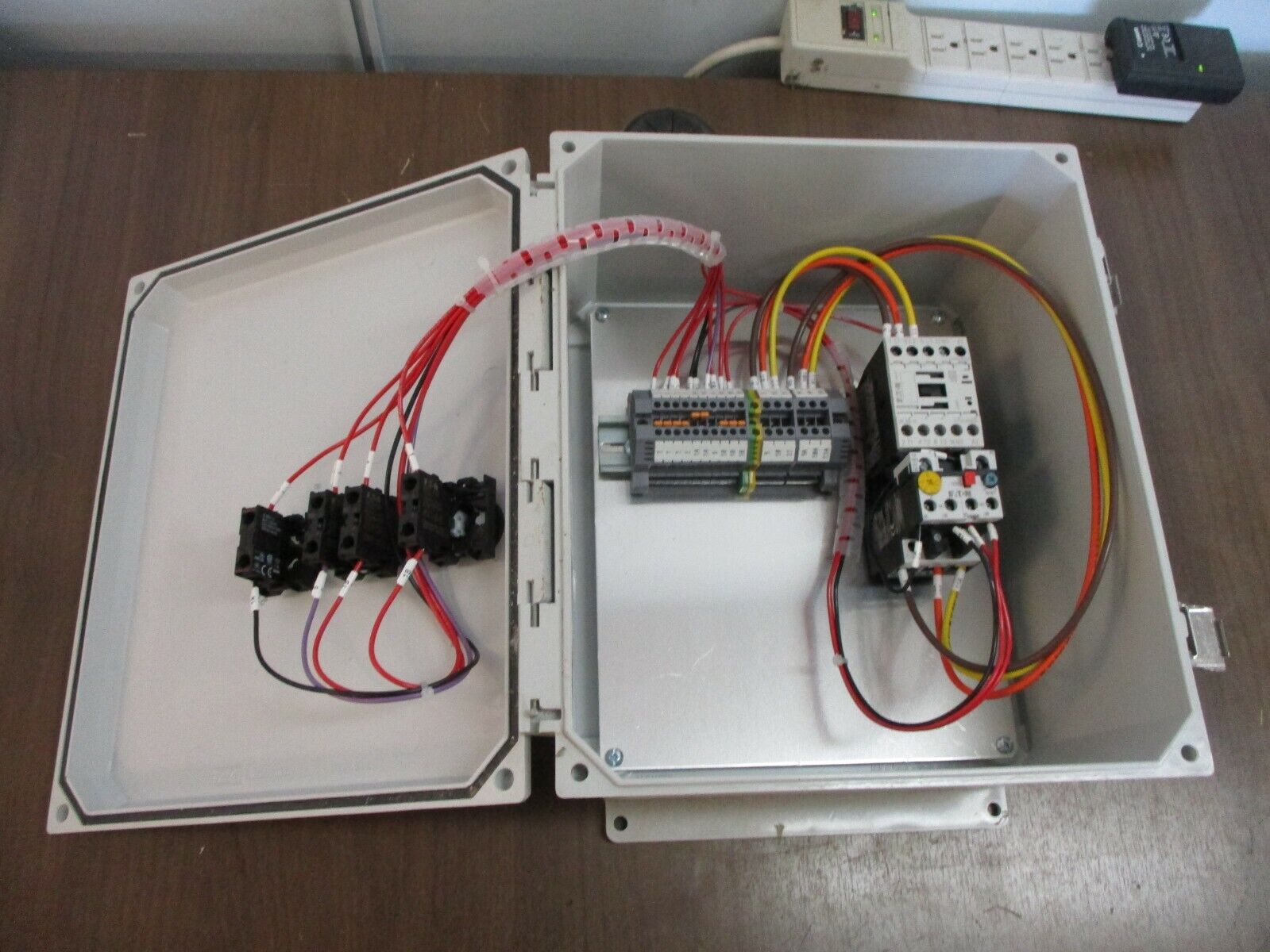 Choretime Egg Collection Starter Box Type 3R, 4X, 12, 13 Enclosure, Used