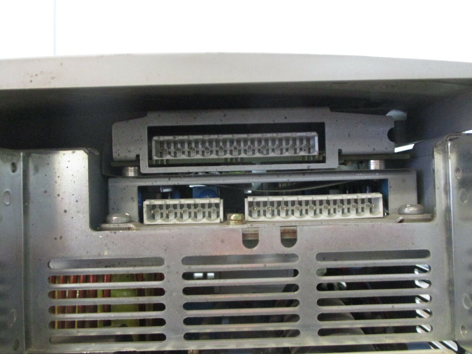 Square D Altivar 58 AC Drive ATV58HD16N4Z 15HP w/ VW3A58202 I/O Card *No Keypad*