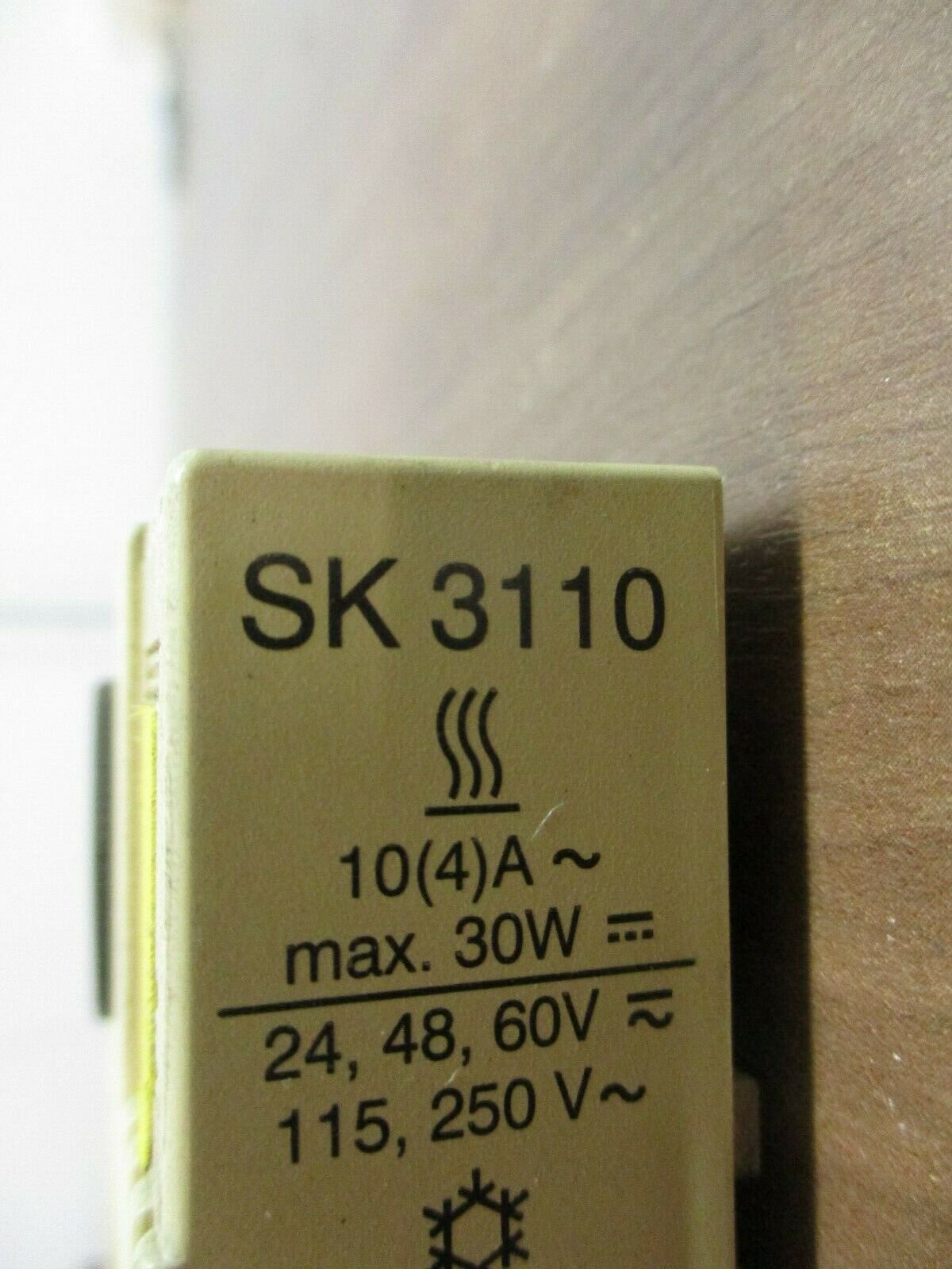 Rittal Temperature Controller SK 3110 Range: 5-55°C Used