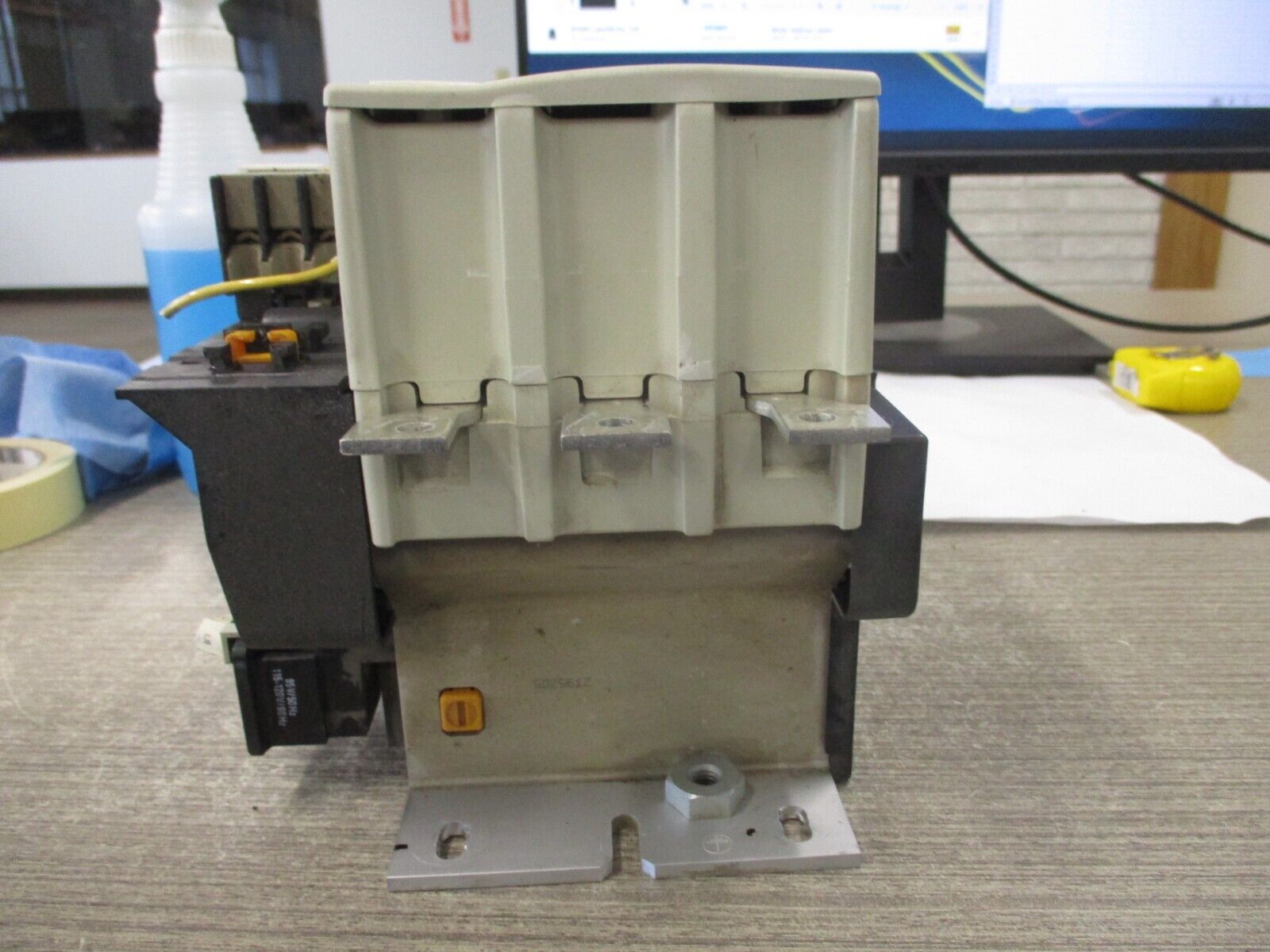 Telemecanique Contactor LC1F115 265/277V Coil 175A 600V w/ Aux Contact Block