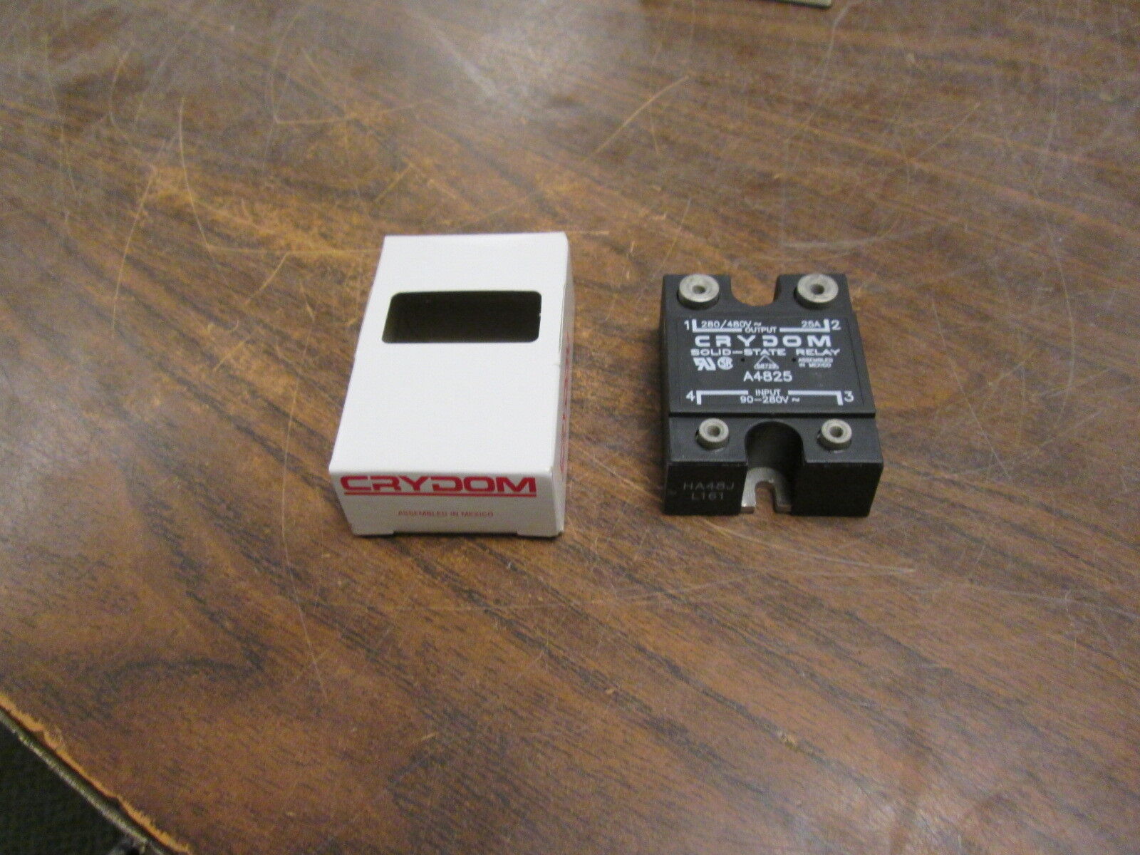 Crydom Solid State Relay A4825 Input:9-280VAC Output:280/480VAC 25A New Surplus