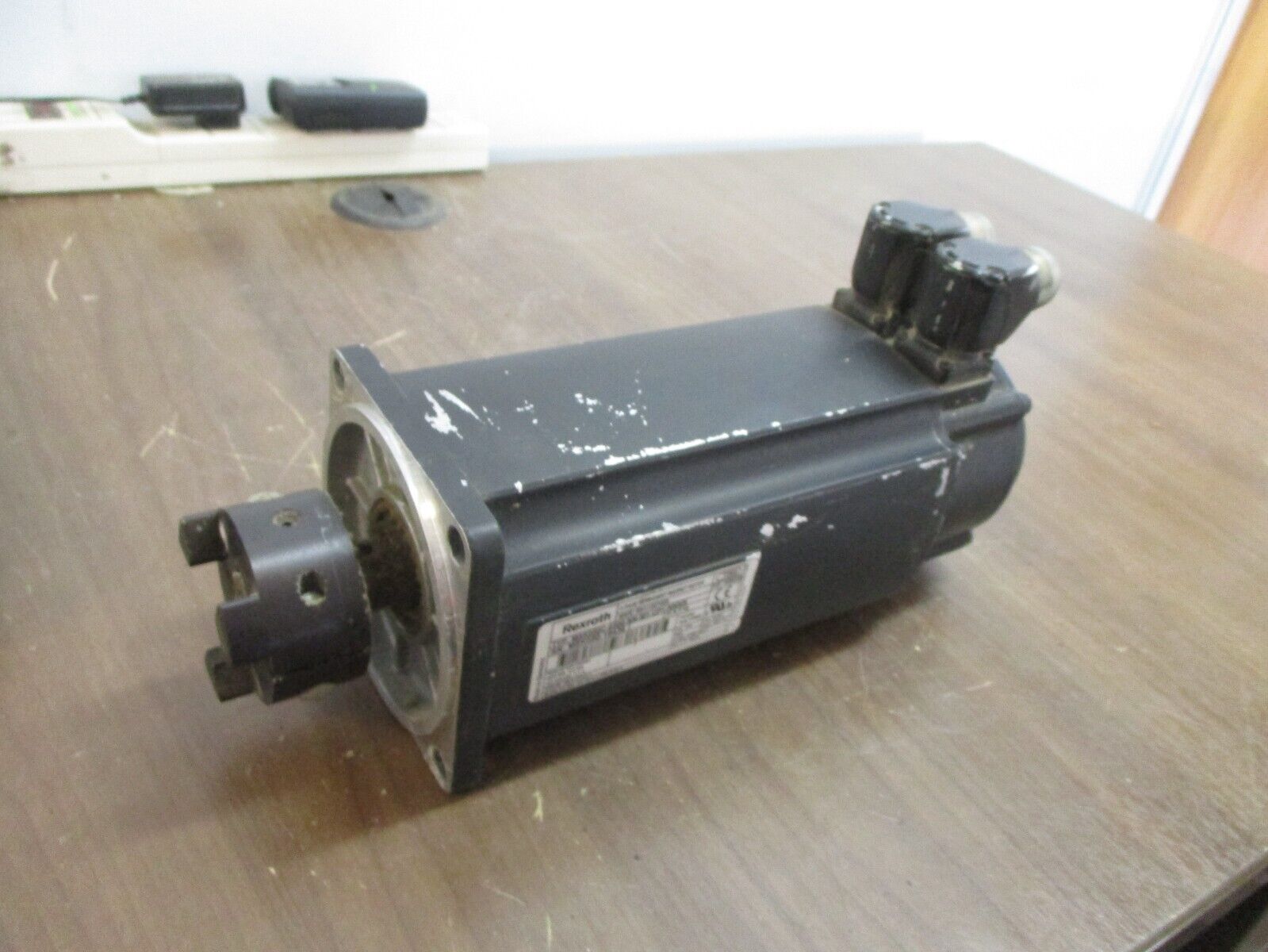 Rexroth Servo Motor MSK050C-0300-NN-M1-UP1-NNNN 3.1A 600V 1.77 Nm/A Used