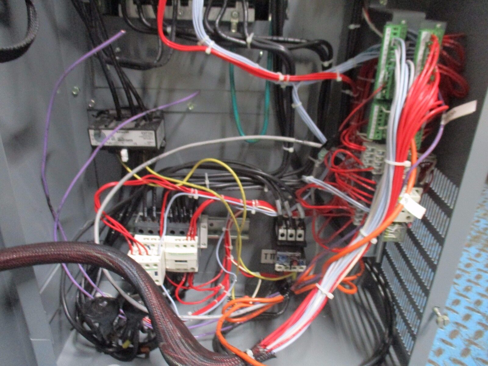 Square D E-Flex Altivar AC Drive 8839 EFDKG4VY 20Hp 3Ph Used