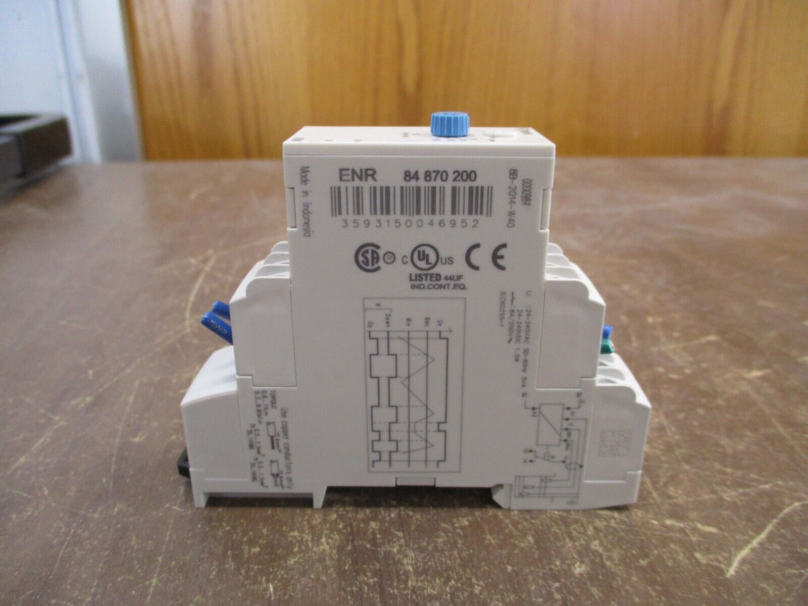 Crouzet Liquid Level Relay 84 870 200 Sensitivity: 5-100k Ohms Used