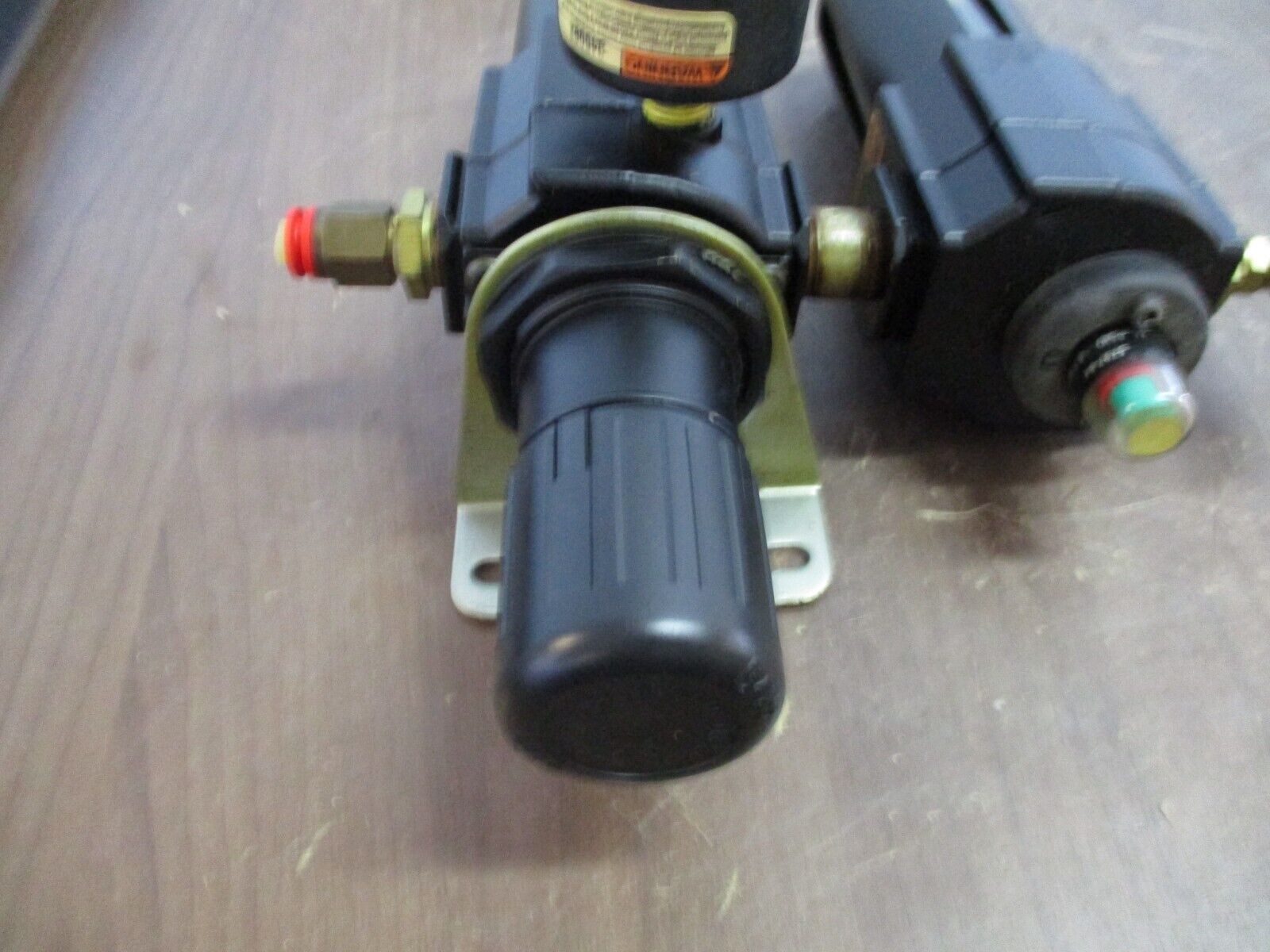 Speedaire Filter Regulator 4ZL01 / 4ZL46 160PSIG Used