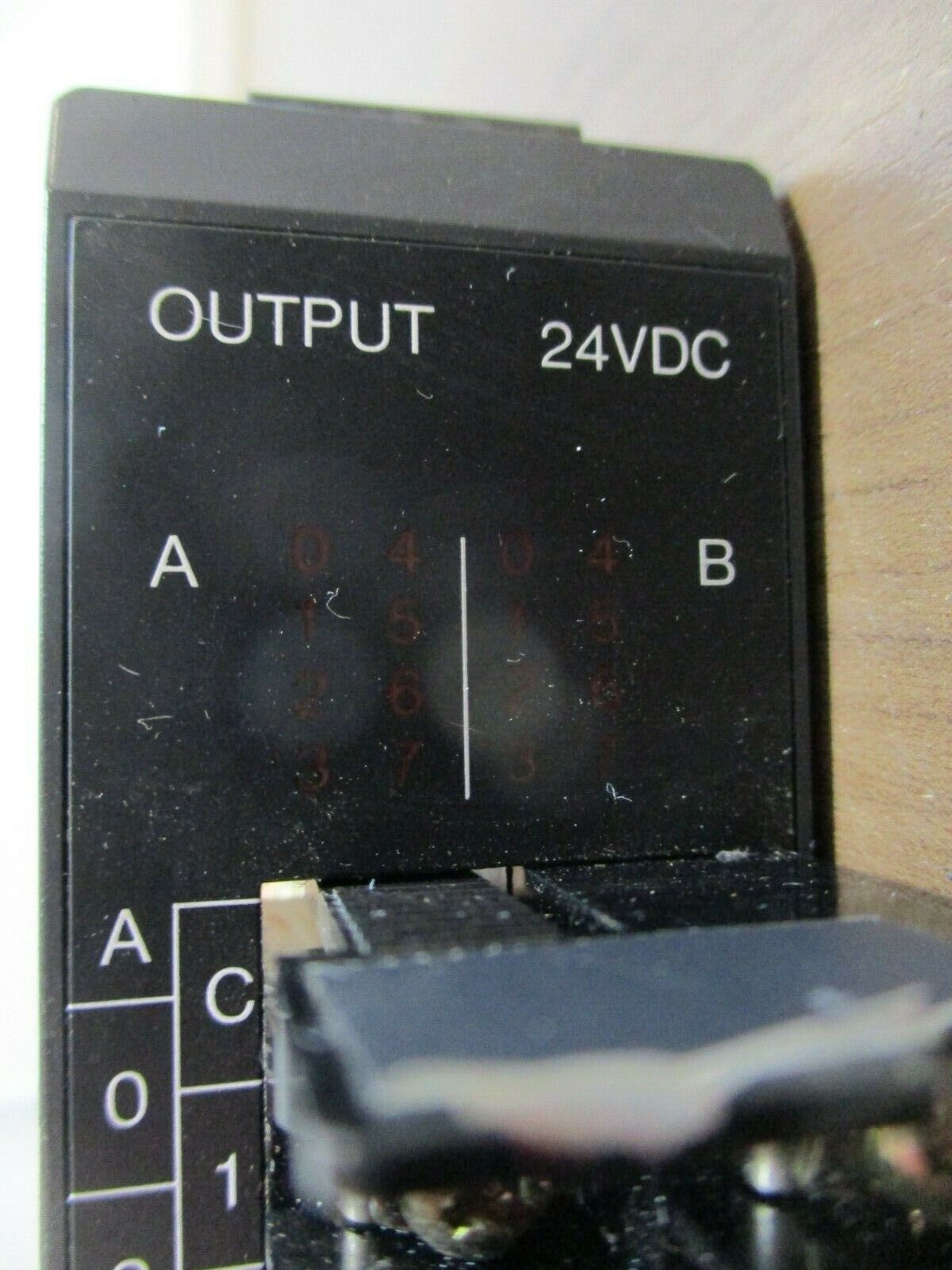 GE Fanuc 24VDC Sink Output Module IC610MDL157B 16-Circuit, Used