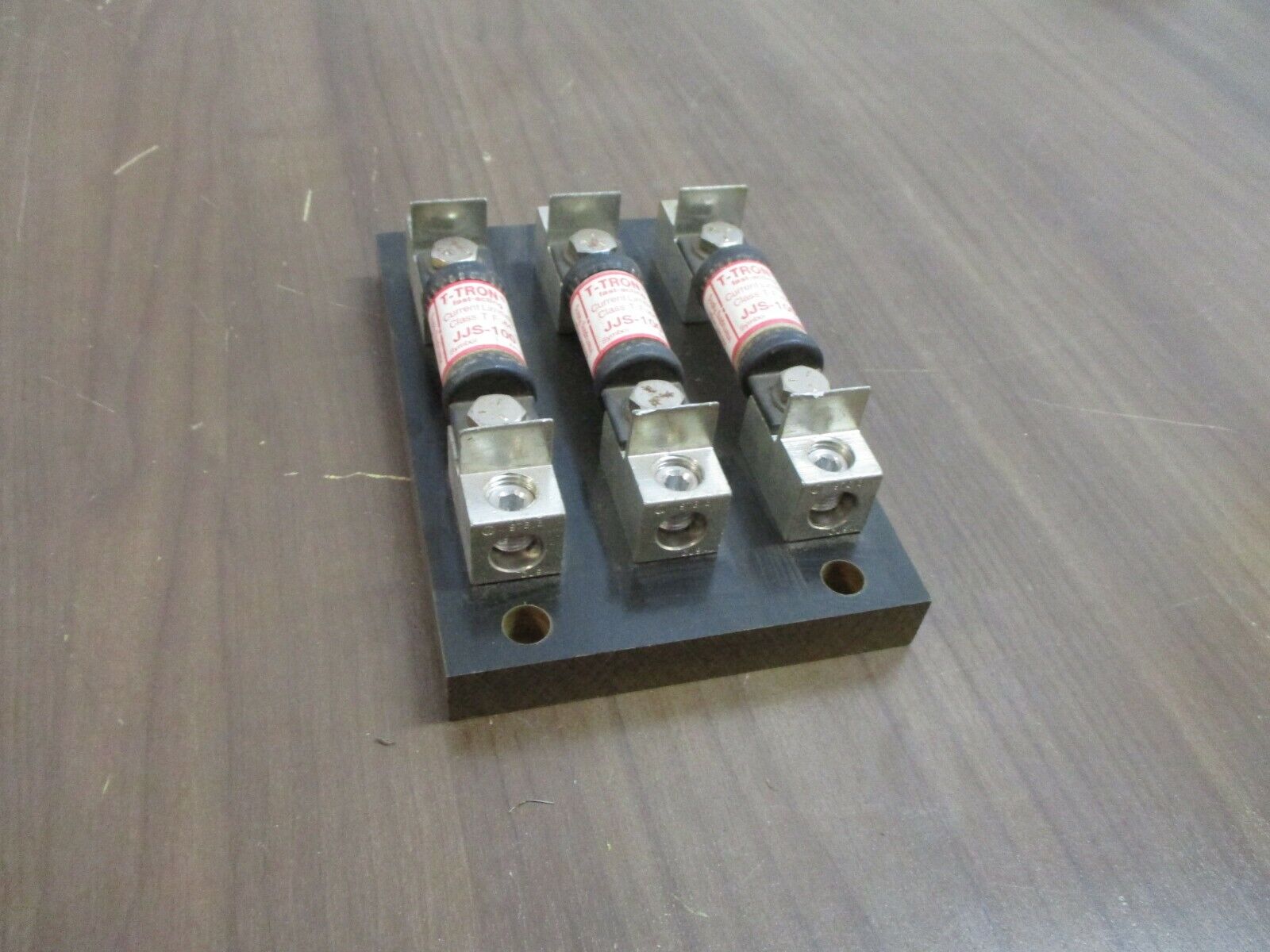 Misc. Brand Fuse Block 100A 600V 3P w/ (3) 100A Fuses Used