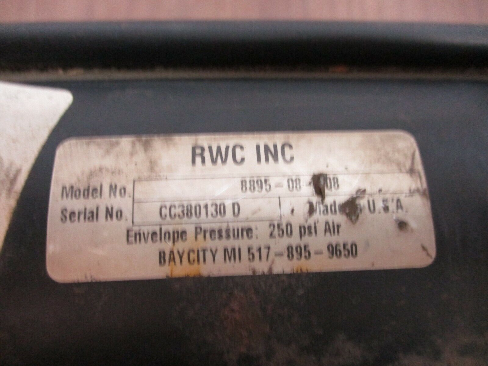 RWC Air Cylinder 8895-08-108 250 PSI Used
