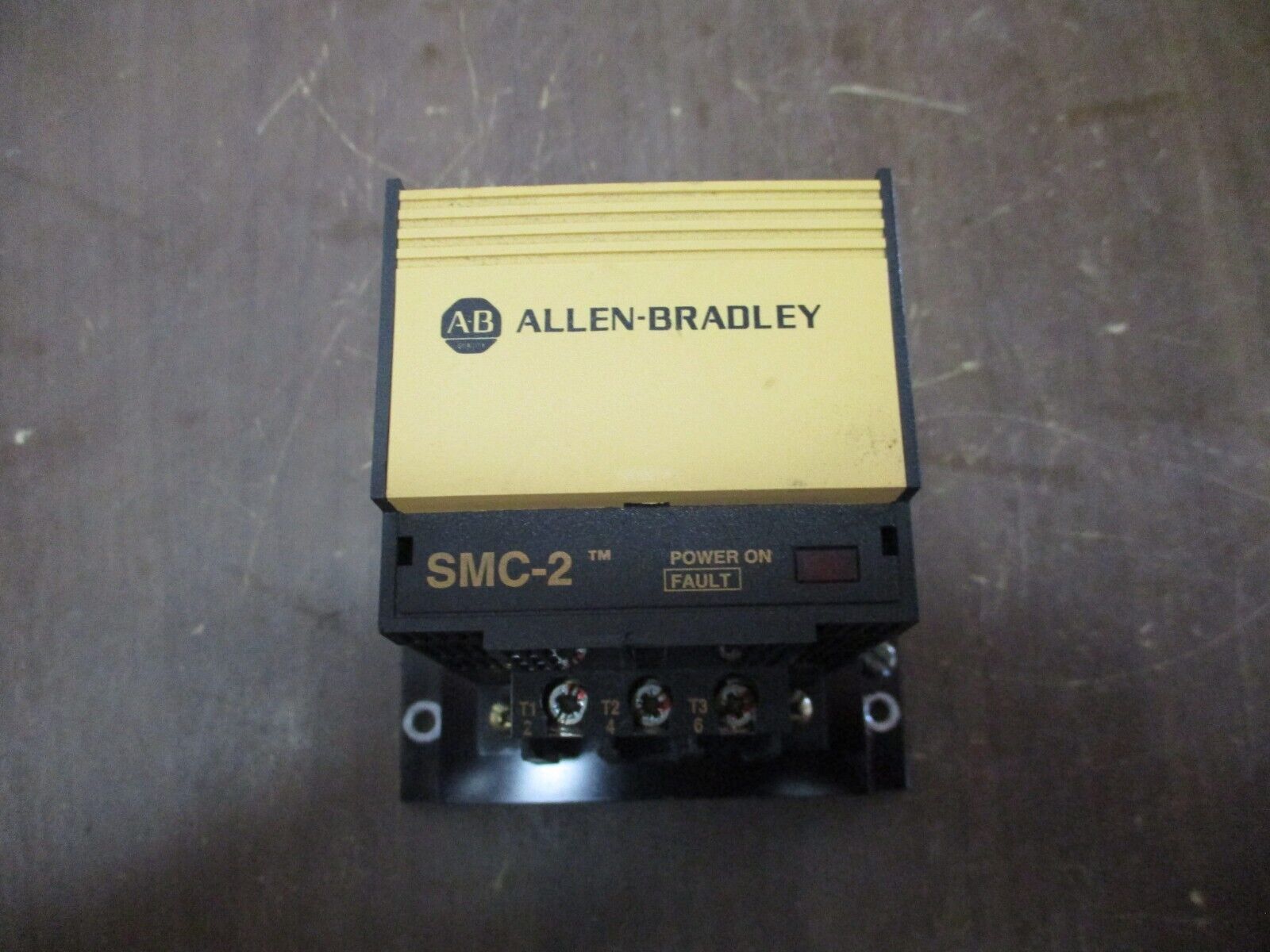 Allen-Bradley SMC-2 Soft Start 150-A05NB Ser. A 3HP 3Ph 460V 5A Used