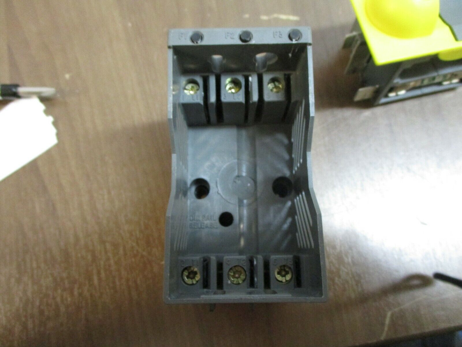 Bussmann Optima Fuse Holder OPM-1038 30A 600V Used