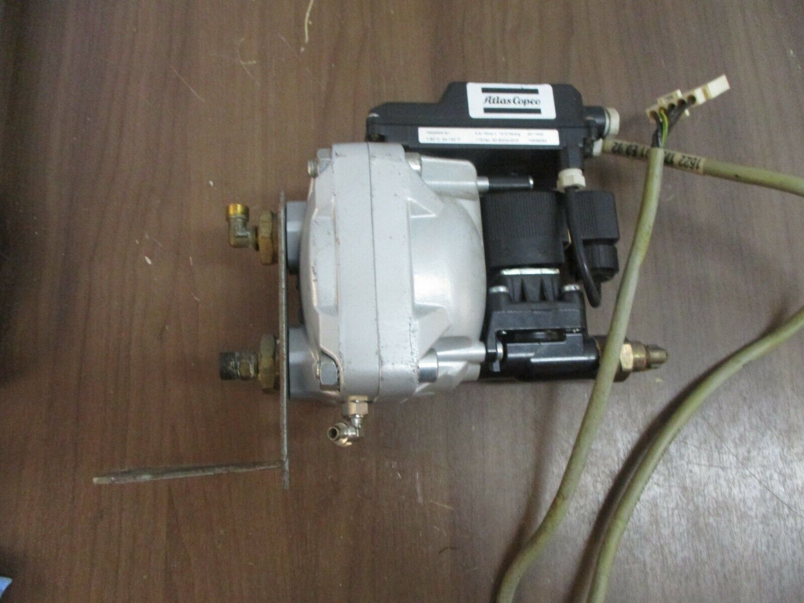 Atlas Copco Automatic Drain Valve 1622855181 115VAC 50-60Hz 2VA 12-215PSIG Used