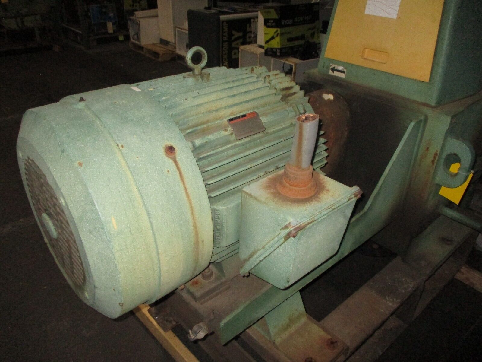 Lightnin 80 Series Mixer 86 Q 50 50HP Ratio: 14.2 Output RPM: 125-83.3 Used