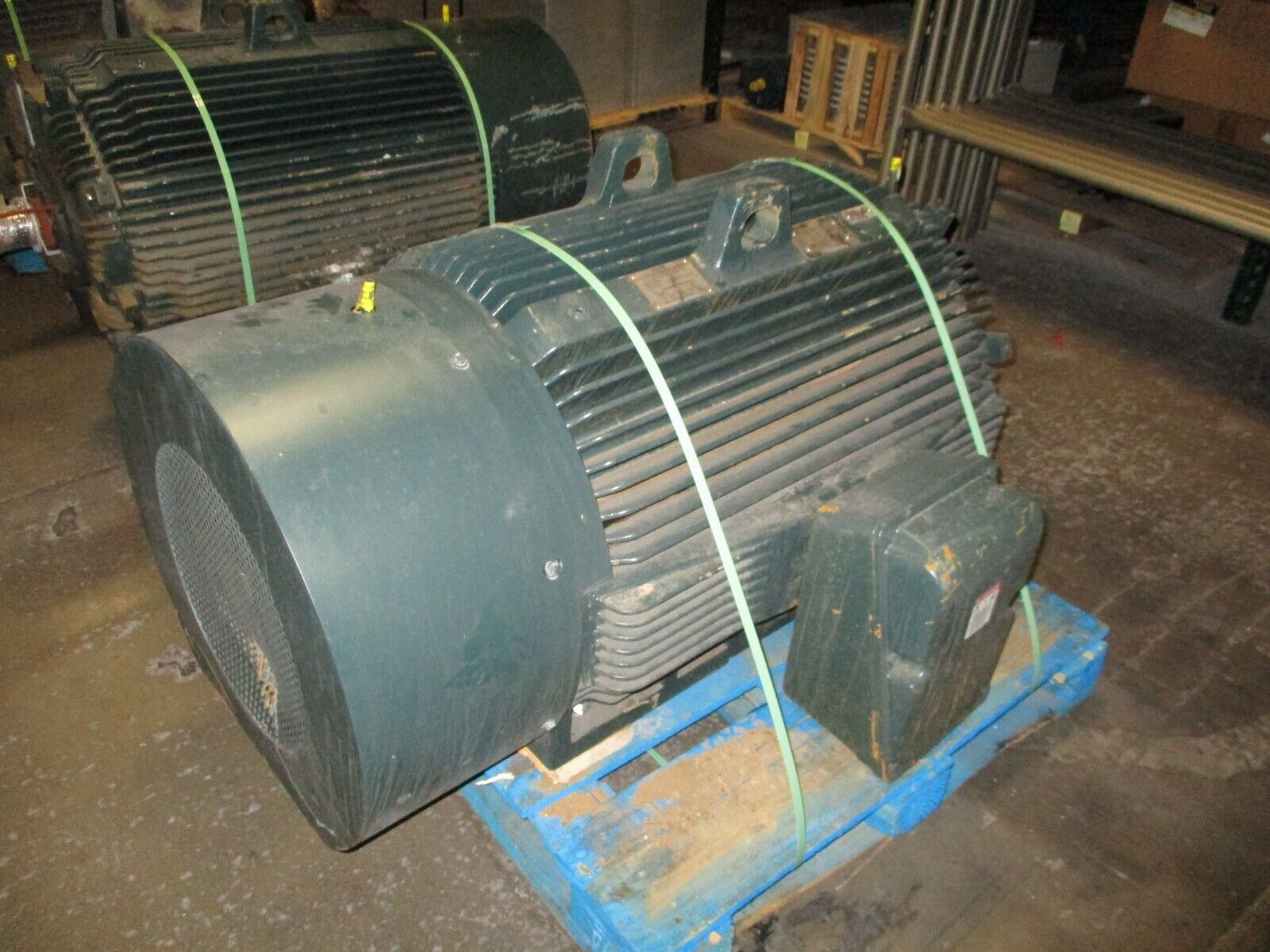 Toshiba EQP Severe Duty AC Motor B2506FLF4BMHL 250HP 1200RPM 460V 295A 60Hz 3Ph