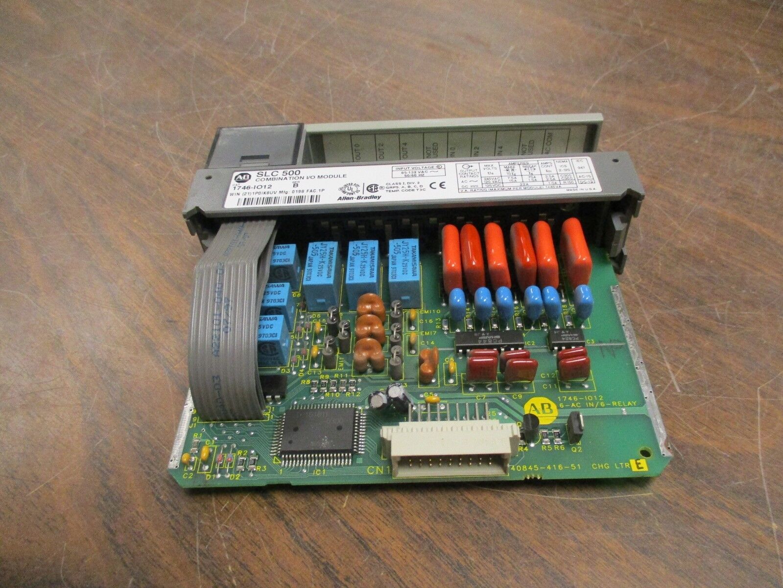 Allen-Bradley SLC 500 Combination I/O Module 1746-IO12 Ser B 85-132VAC Input