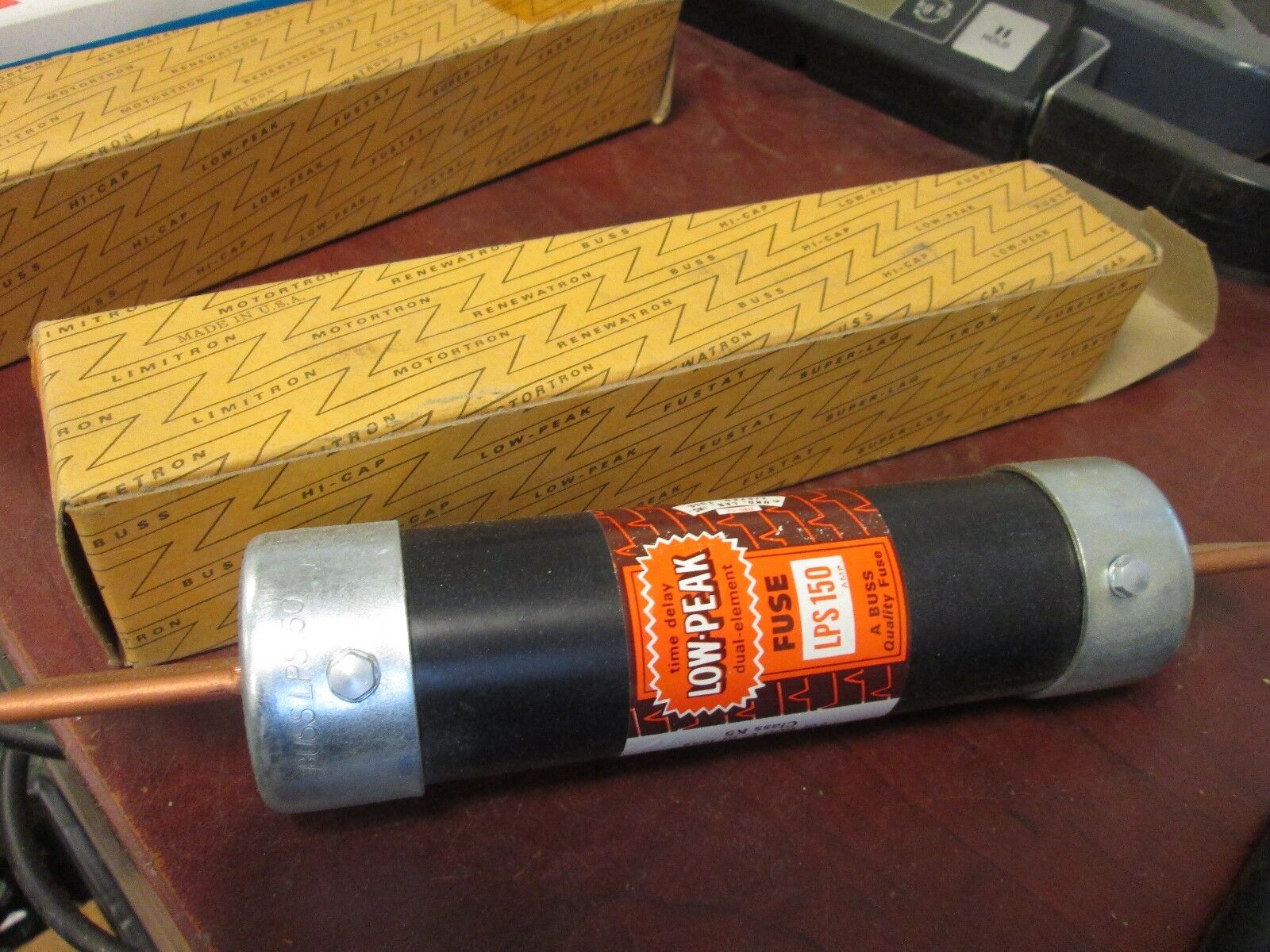 Buss Low-Peak Fuse LPS 150 600V 150A New Surplus