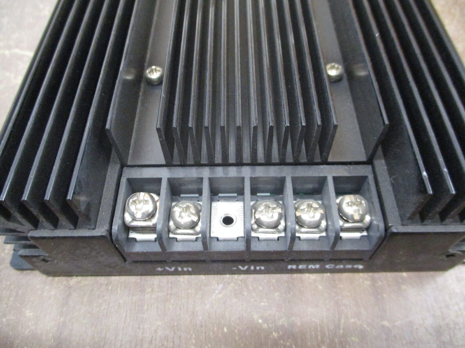 CUI Inc. DC-DC Converter VFK400W-Q24-S24 400W 24VDC Out Used