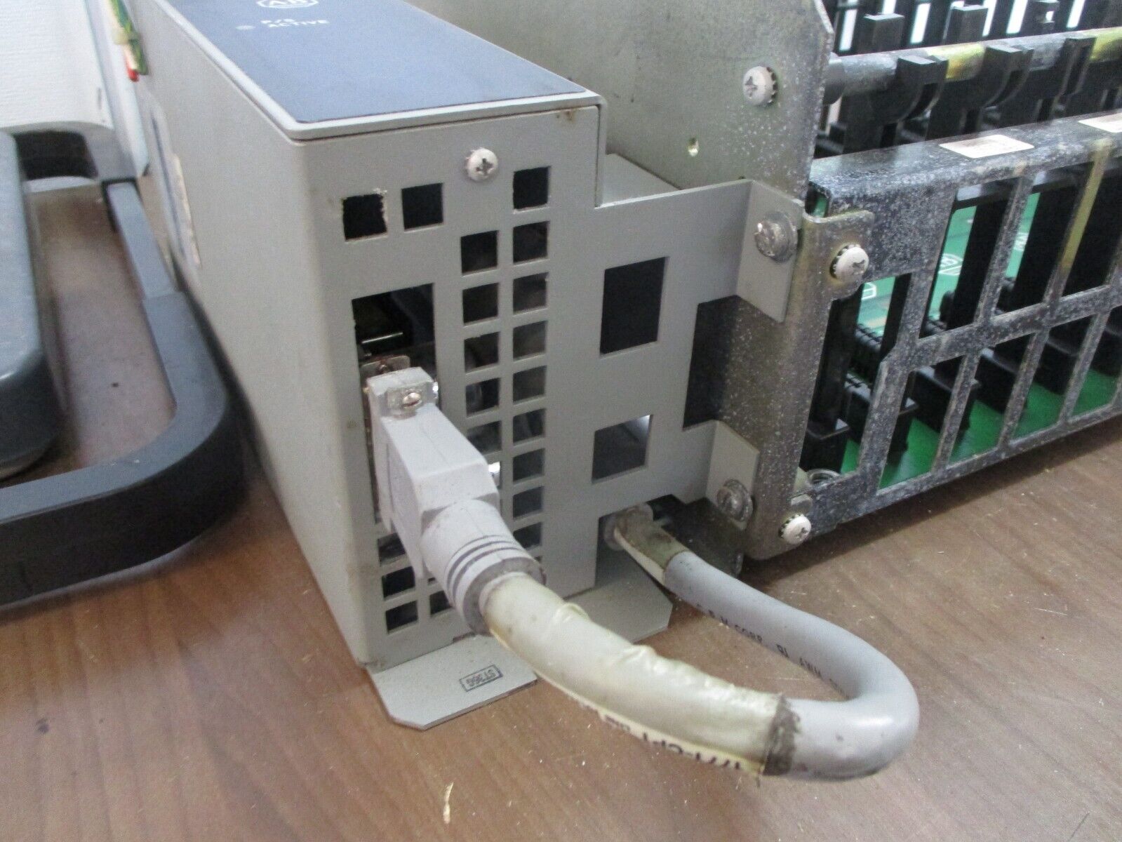 Allen-Bradley I/O Chassis w/ Power Supply 1771-A4B / 17771-P7 16-Slot Used