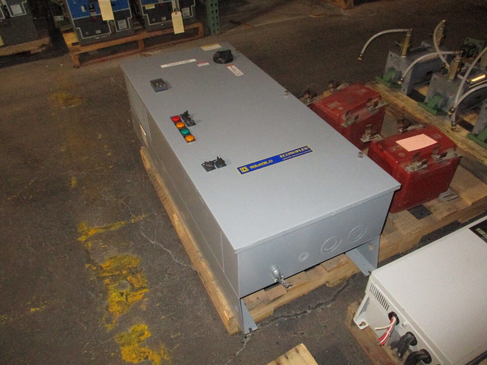 Square D Econoflex Altivar AC Drive 8839 58ENG4VY 40Hp 3Ph Used