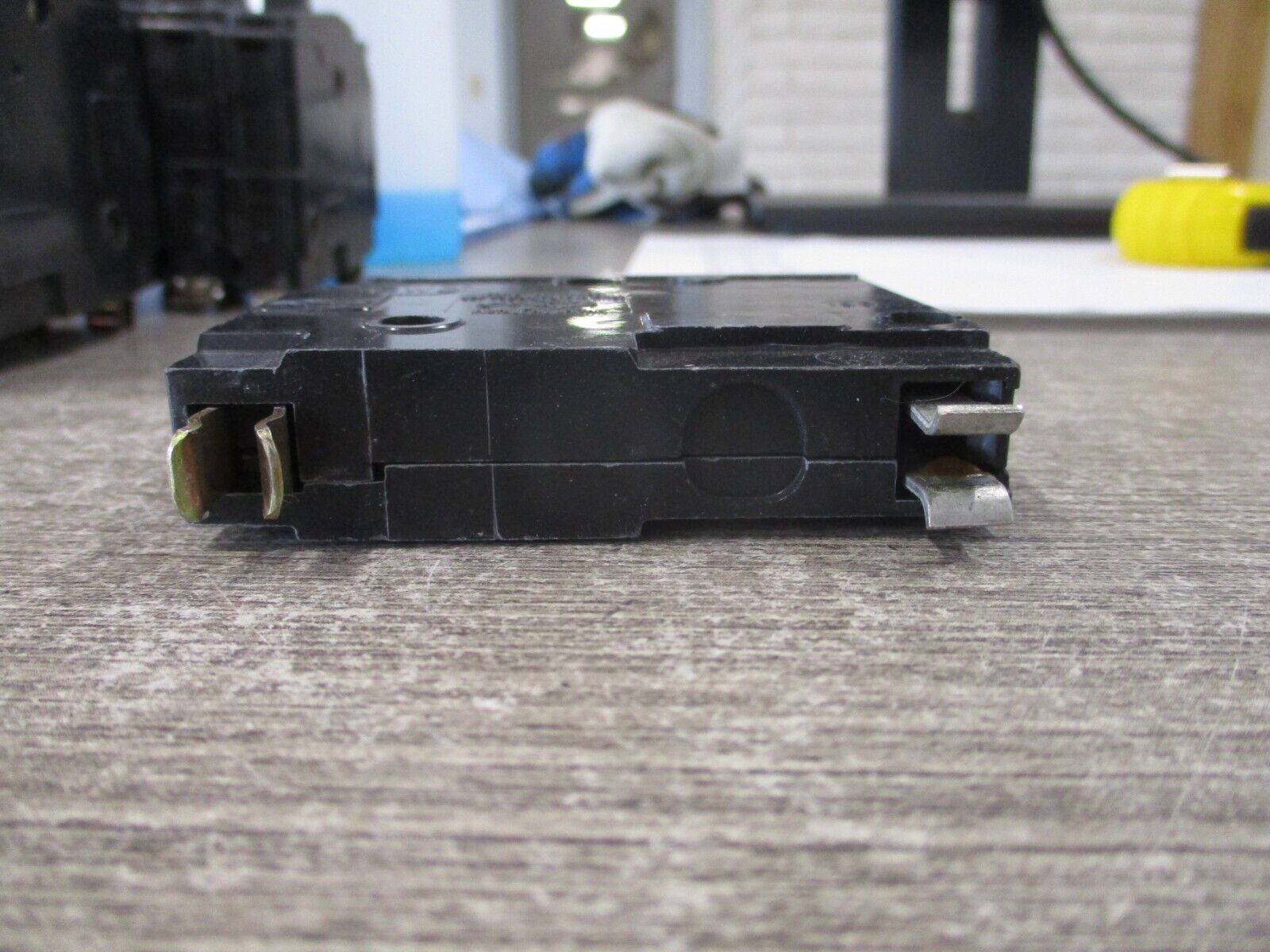 Square D Clip-On Circuit Breaker QO120 20A 120/240V 1P *Lot of 20* Used