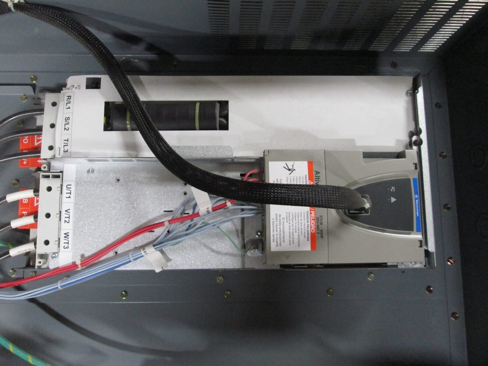 Square D E-Flex AC Drive w/ Bypass 8839 EFDQG4VY/ATV61HD37N4 60HP Used