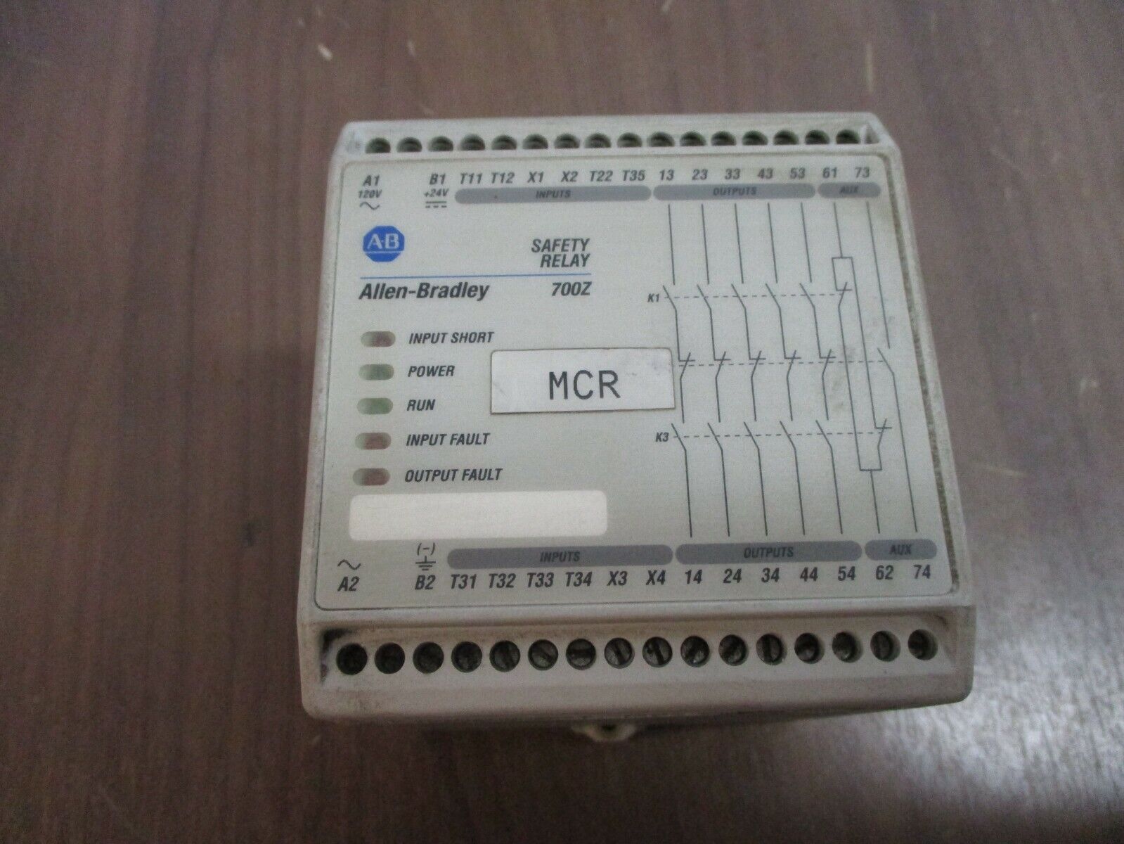 Allen-Bradley 700Z Safety Relay 700-ZBR520AZ1 Ser. A New Surplus