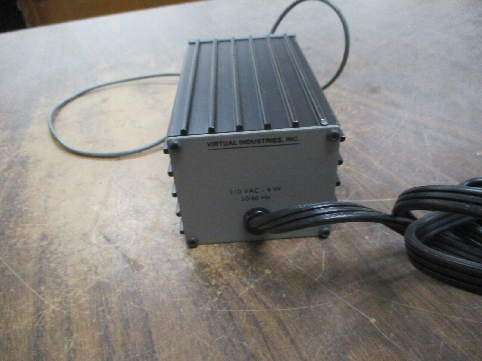 Virtual Industries SMD-VAC-GP Vacuum Handling Tool V8000 110V 50-60Hz 2.5W Used
